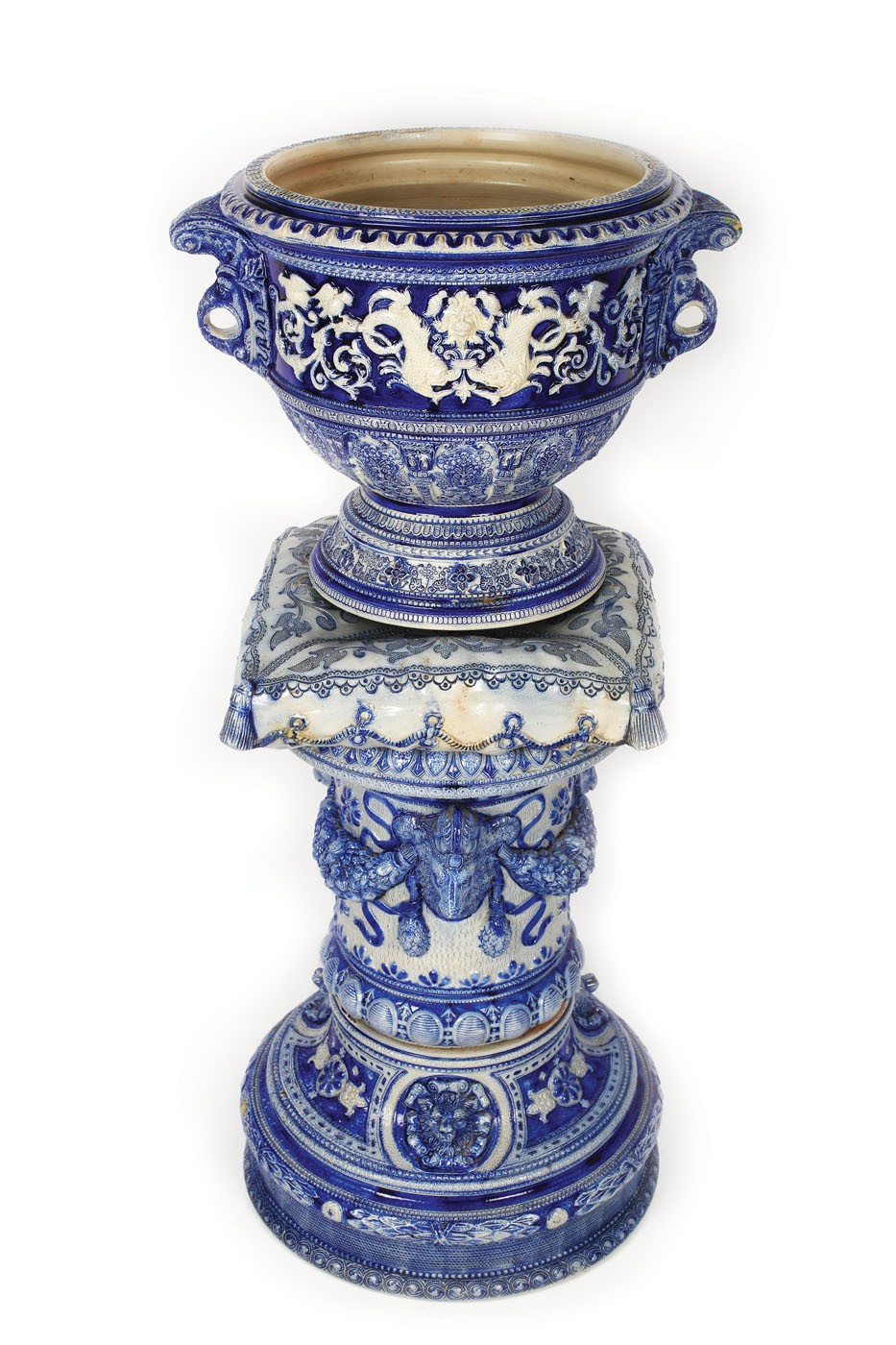 Lot compus din piedestal și vas decorativ în stil Neo-Renaștere germană, sfârșitul sec. XIX