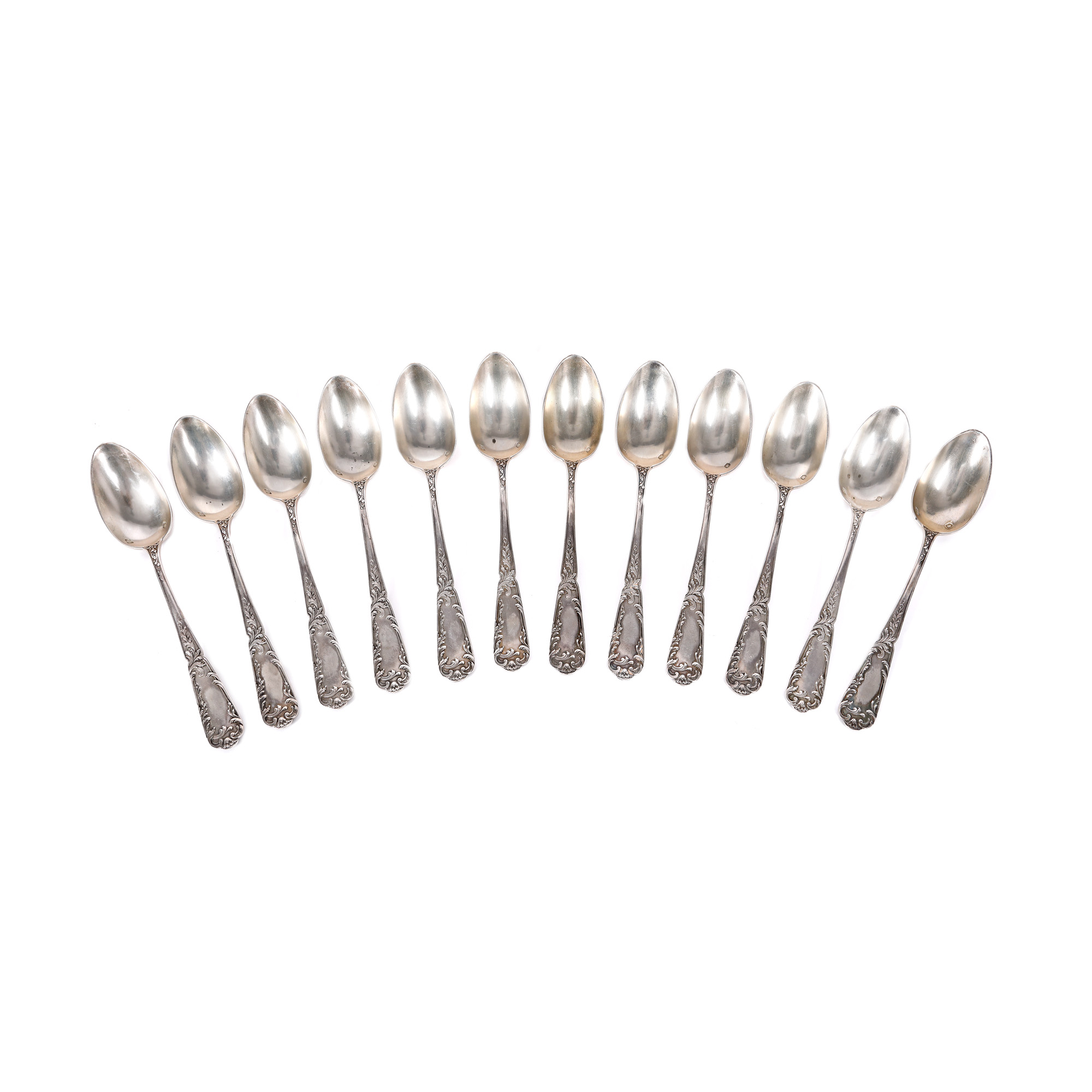 Société d'Alliages de métaux silver set of 12 teaspoons with Louis XVI-inspired vegetal decoration, late 19th century