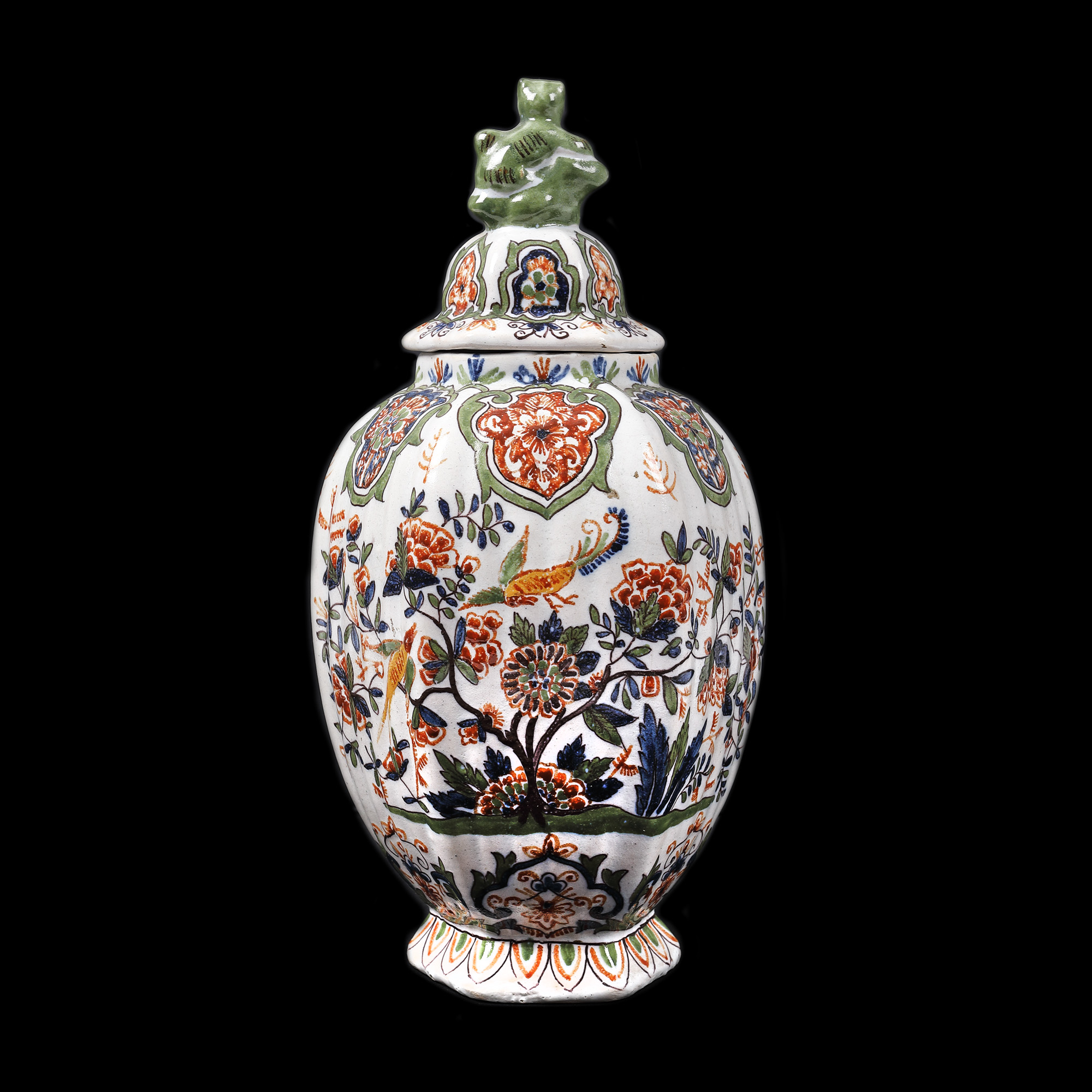 Delft ceramic vase with hand-painted "Cashmere Palette" decoration, Lowys Fictoor workshop, early 18th century, from the collection of Moses Weinberg