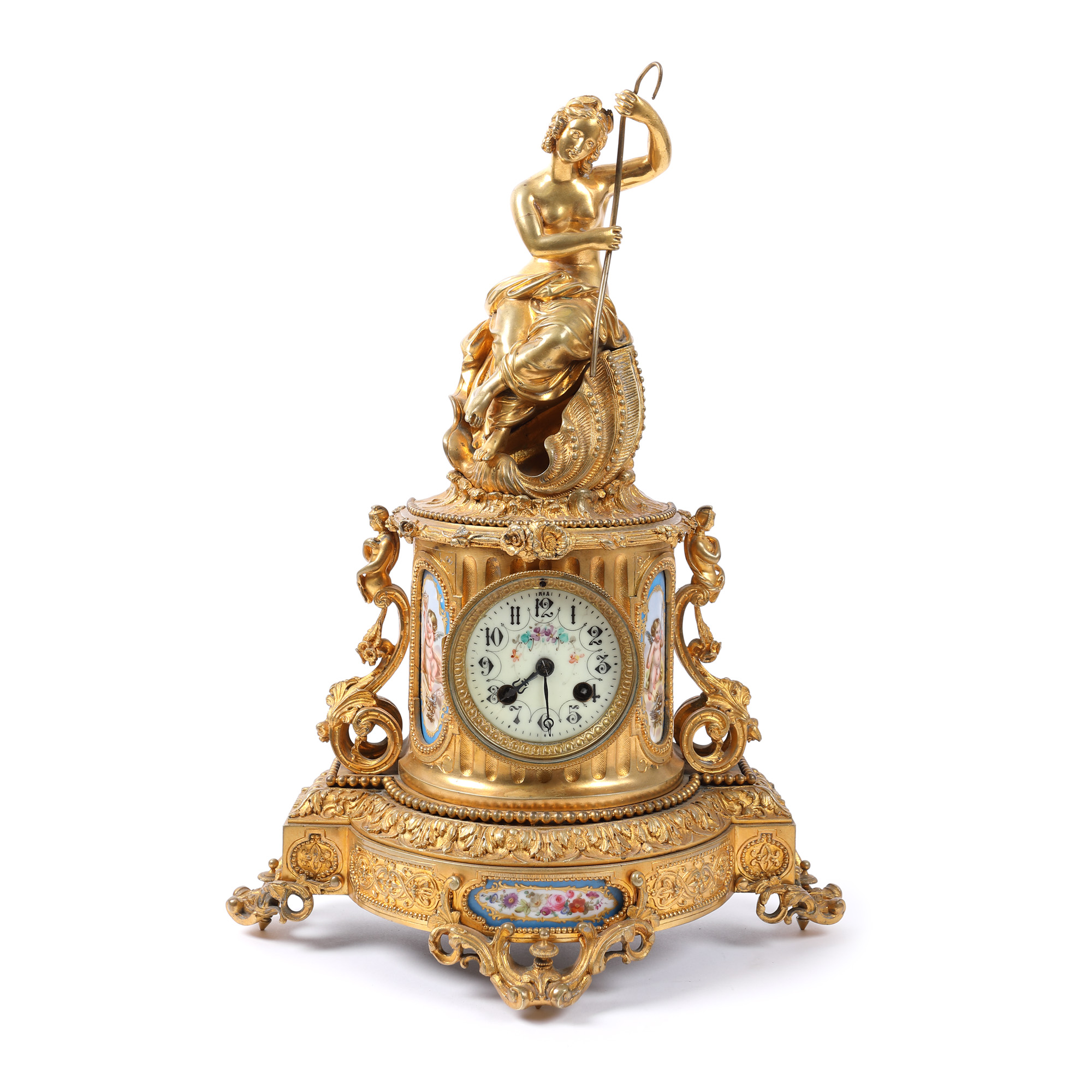 Ceas în manieră Napoleon III din bronz doré, decorat cu nereidă și panouri din porțelan pictat cu putti și motive florale, sfârșitul sec. XIX