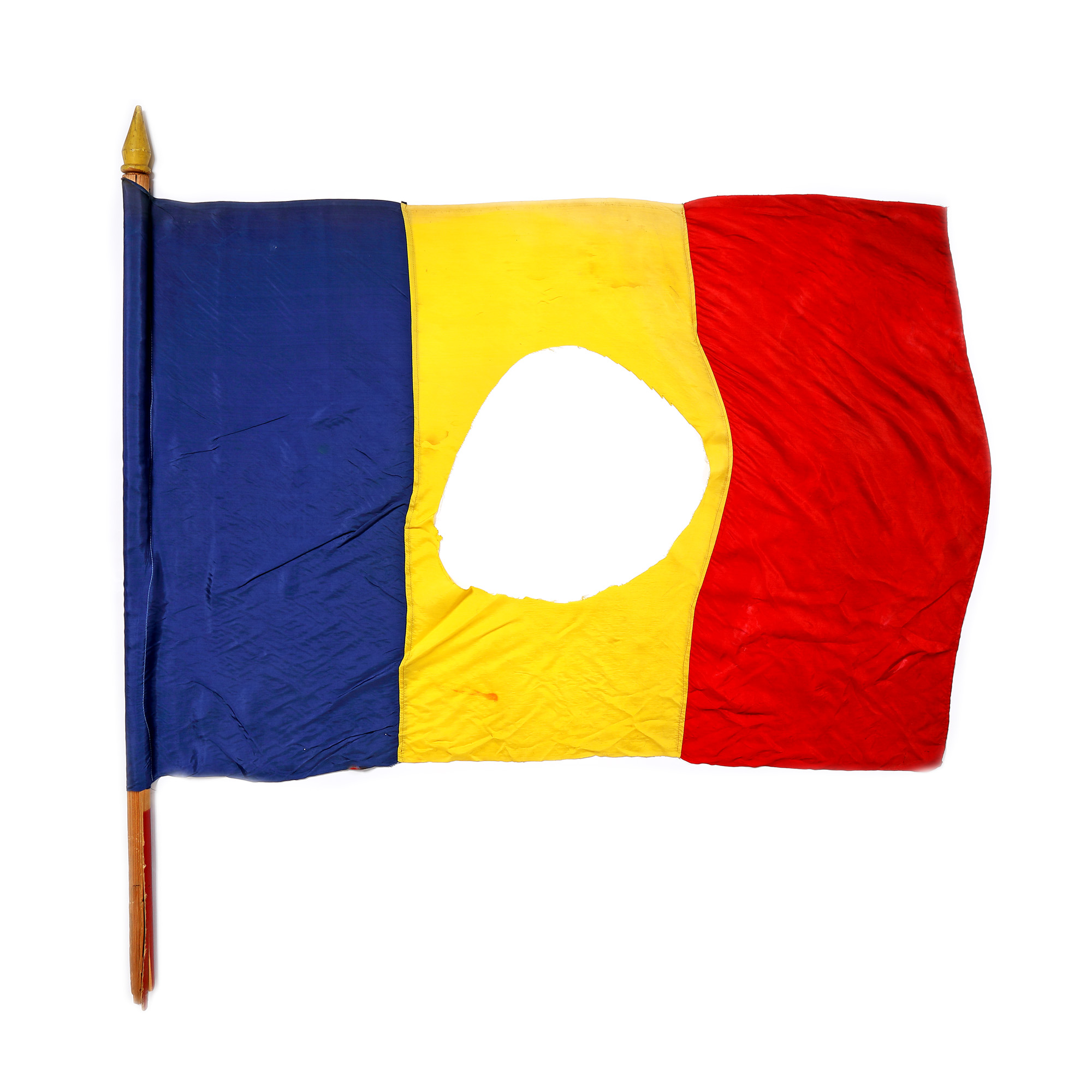 Steag al Republicii Socialiste România, cu stema decupată, folosit la revoluția din 1989