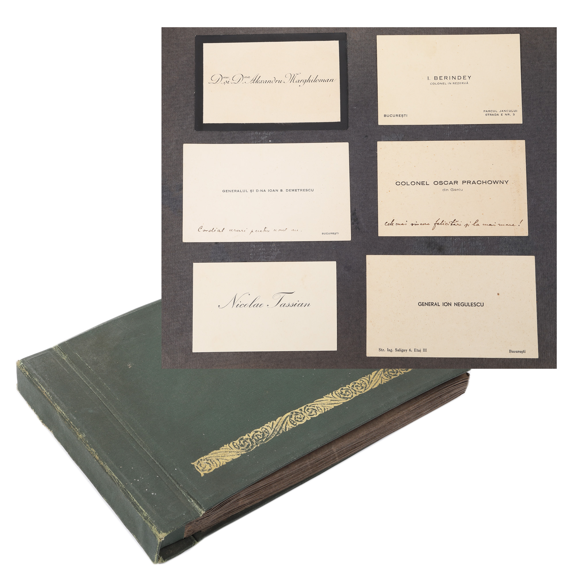Album al generalului Aurel Aldea, conținând fotografii, cărți de vizită, scrisori etc., anii '30-'40