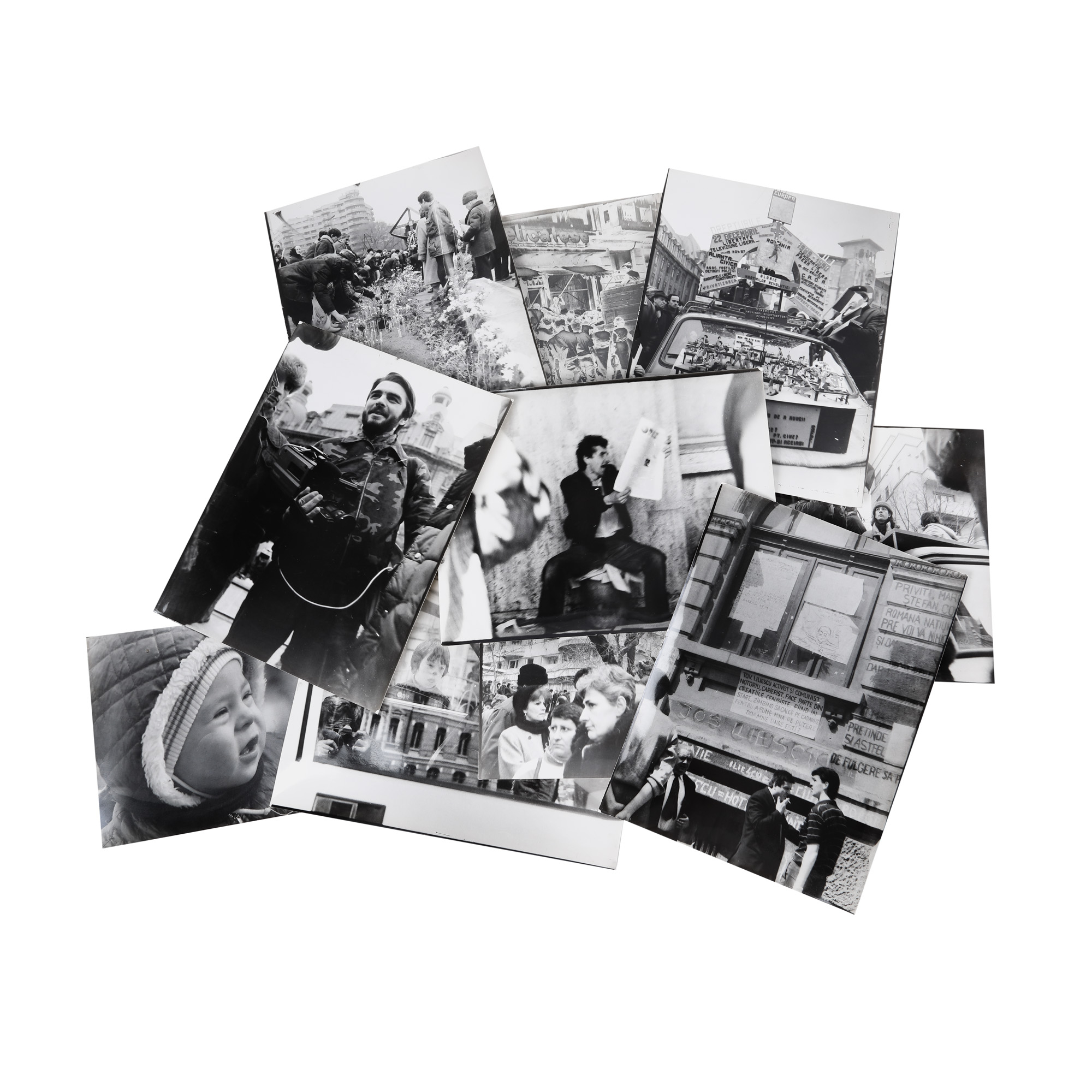 Ten photographs of the Revolution and of the Mineriad, 1989-1990