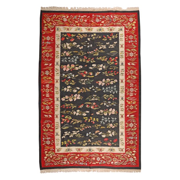 Impressive carpet from Oltenia, meticulously decorated with