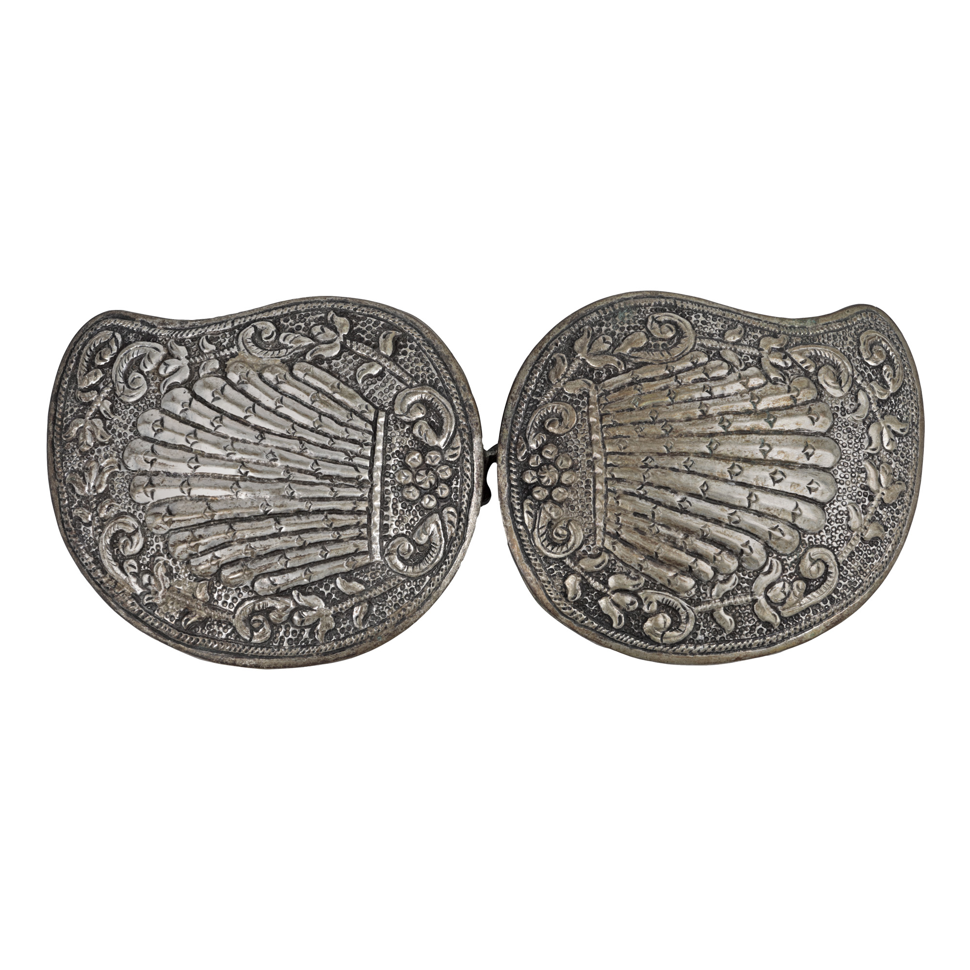 Silver buckle with floral-vegetable decoration, 19th century