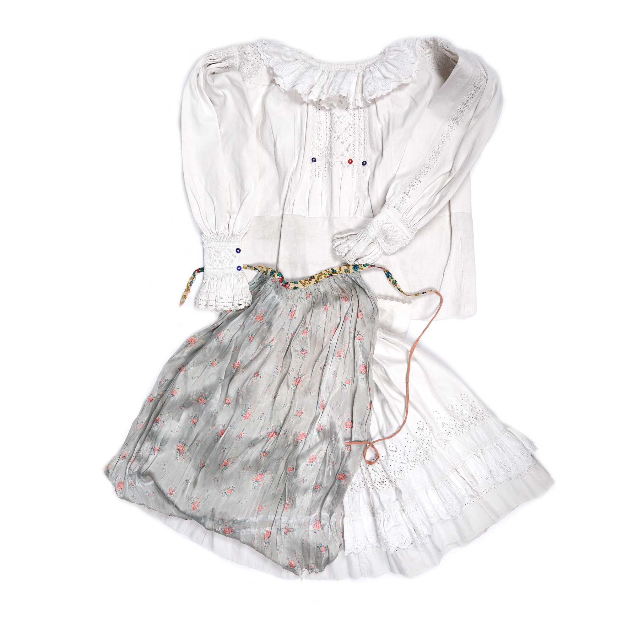Bridal costume, single thread sewn shirt, silk lapel and apron, Bihor area, ca. 1920-1930