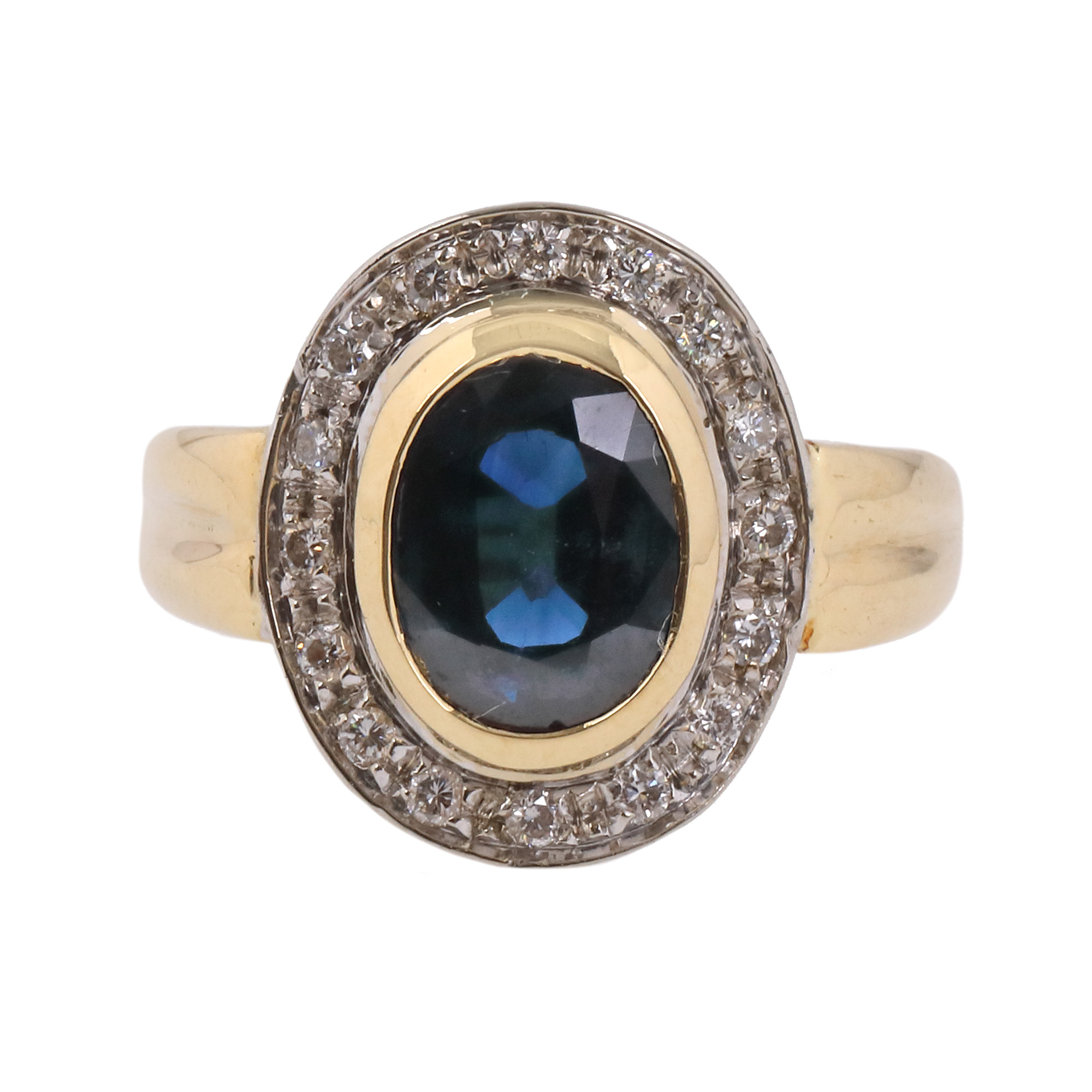 Gold ring, decorated with sapphire and diamonds