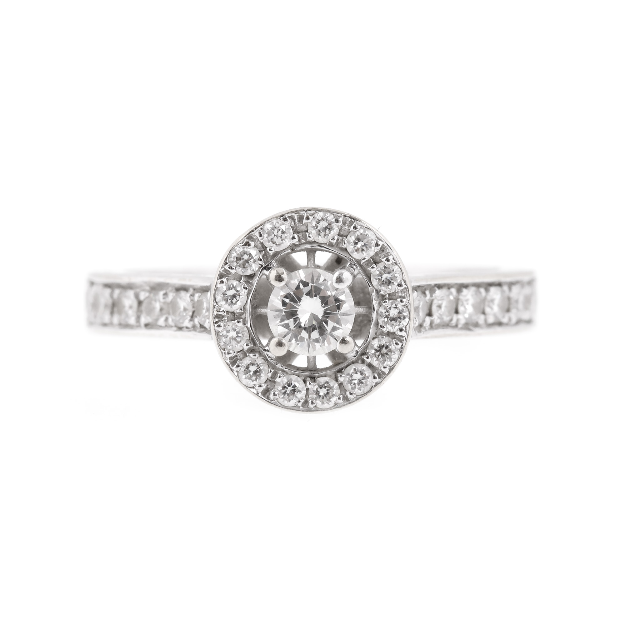 White gold ring, decorated with diamonds