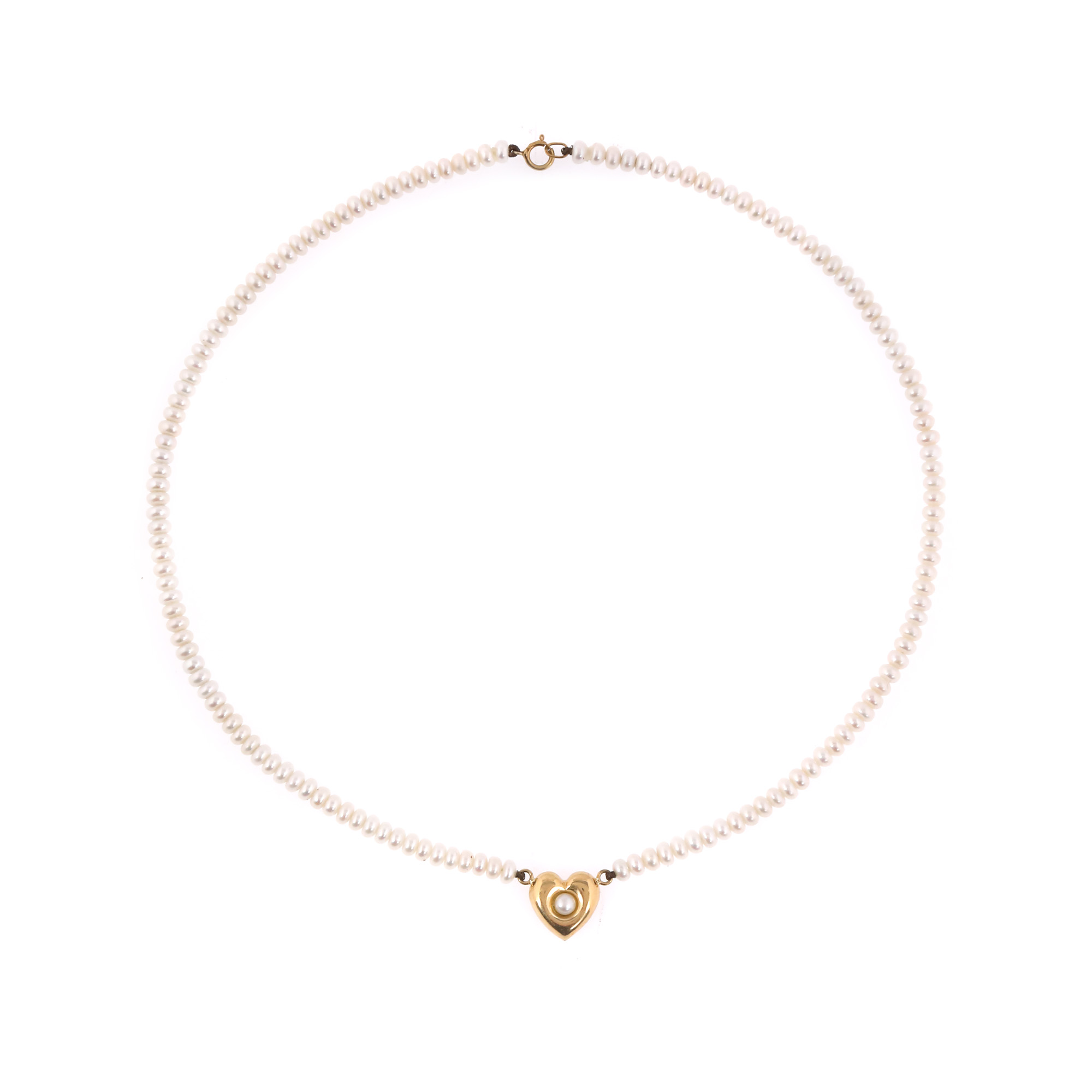 Pearl necklace with heart-shaped gold pendant