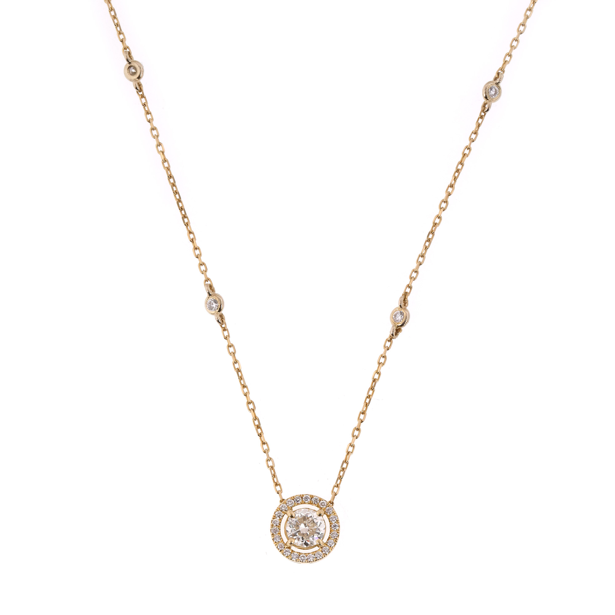 White gold necklace, decorated with diamonds