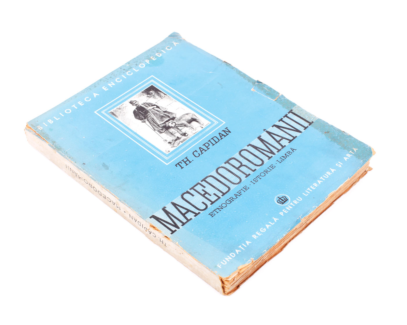 "Macedoromânii", de Theodor Capidan, Bucureşti, 1942, cu semnătura olografă a lui Zaharia Stancu