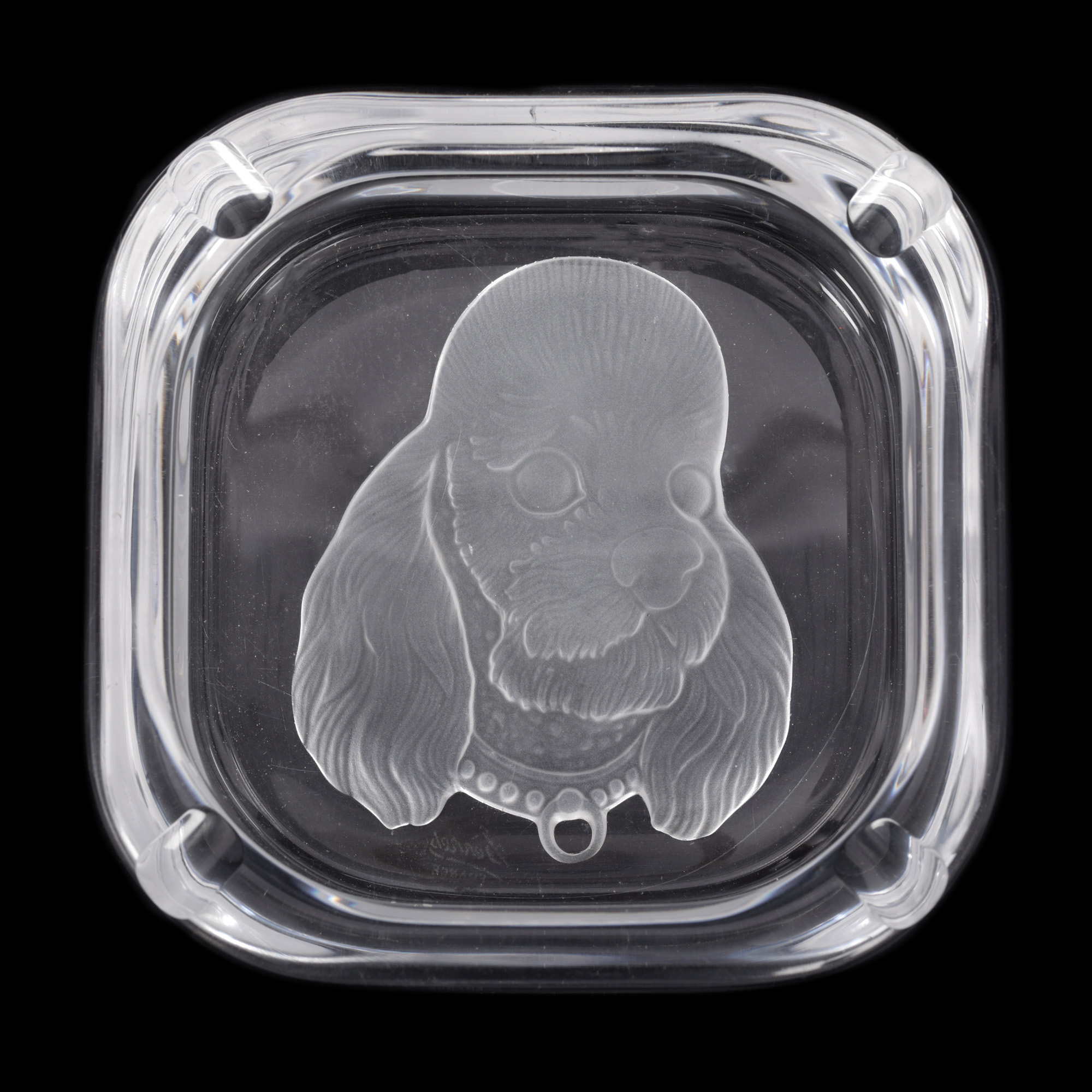 Sèvres crystal ashtray engraved with the figure of a Poodle dog