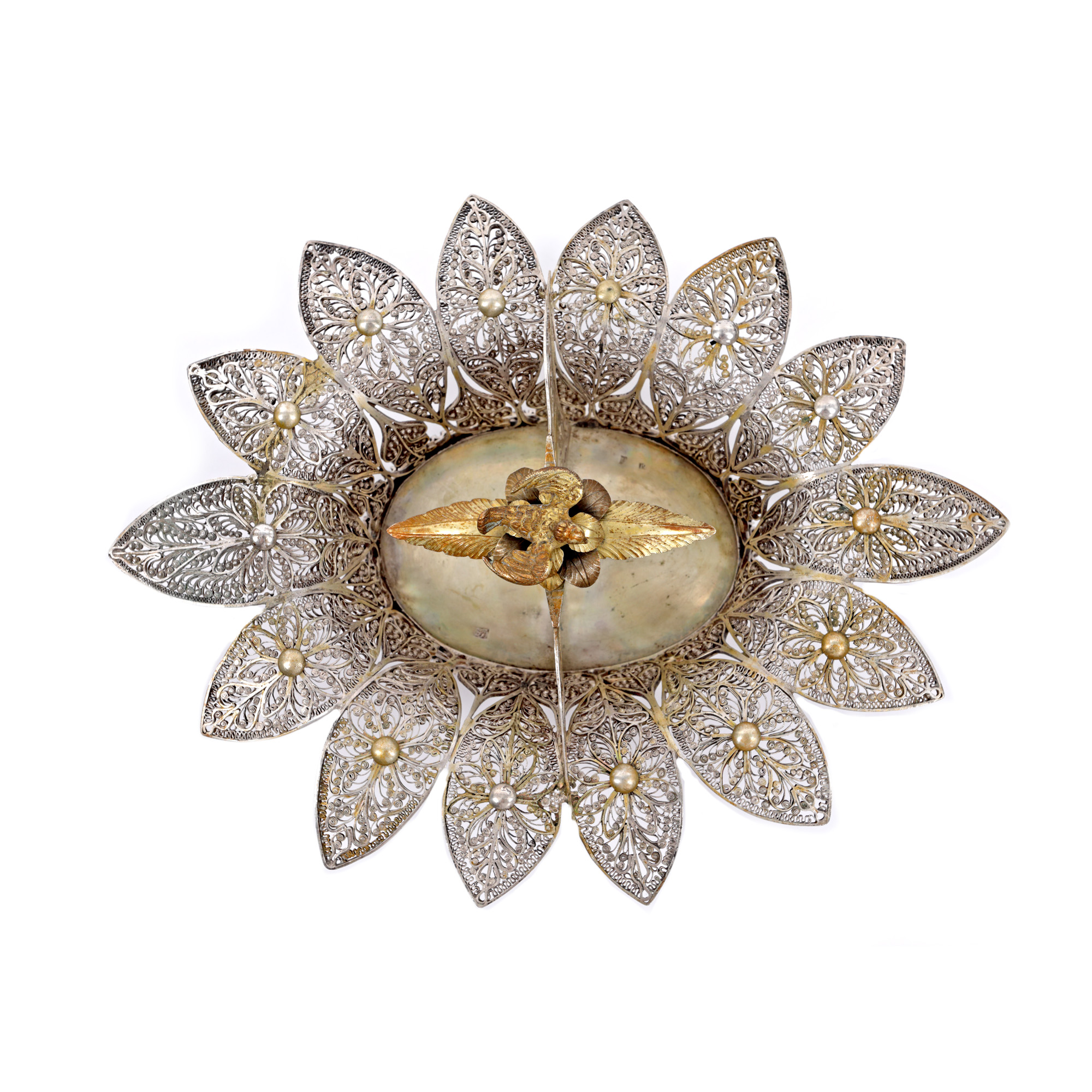 Silver candy box, decorated with dove, ca. 1850, it decorated the Spring Palace, accompanied by R.A.A.P.P.S. certificate.