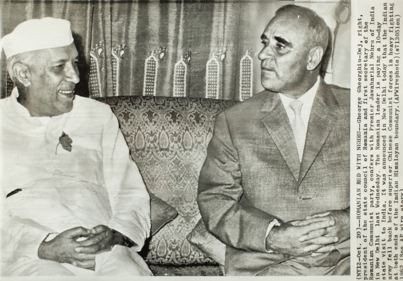 Press photograph depicting Gheorghe Gheorghiu-Dej with Nehru, the Indian Prime Minister, New York, 1962