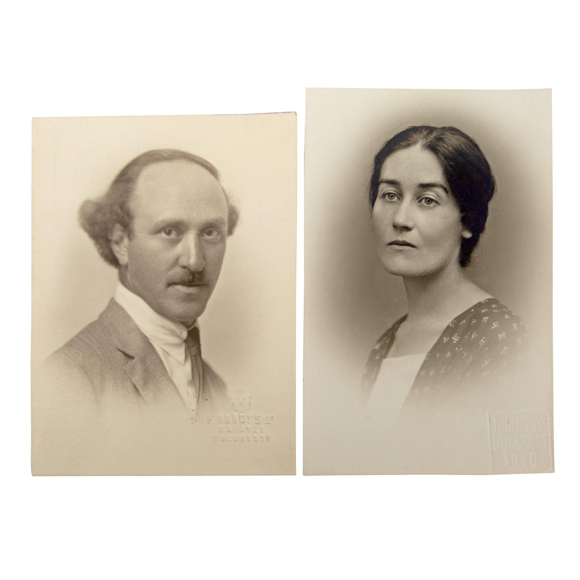 Lot format din două fotografii ilustrându-i pe soții Rodica Maniu și Samuel Mützner, cca. 1926, provin din colecția Rodica Maniu și Samuel Mützner
