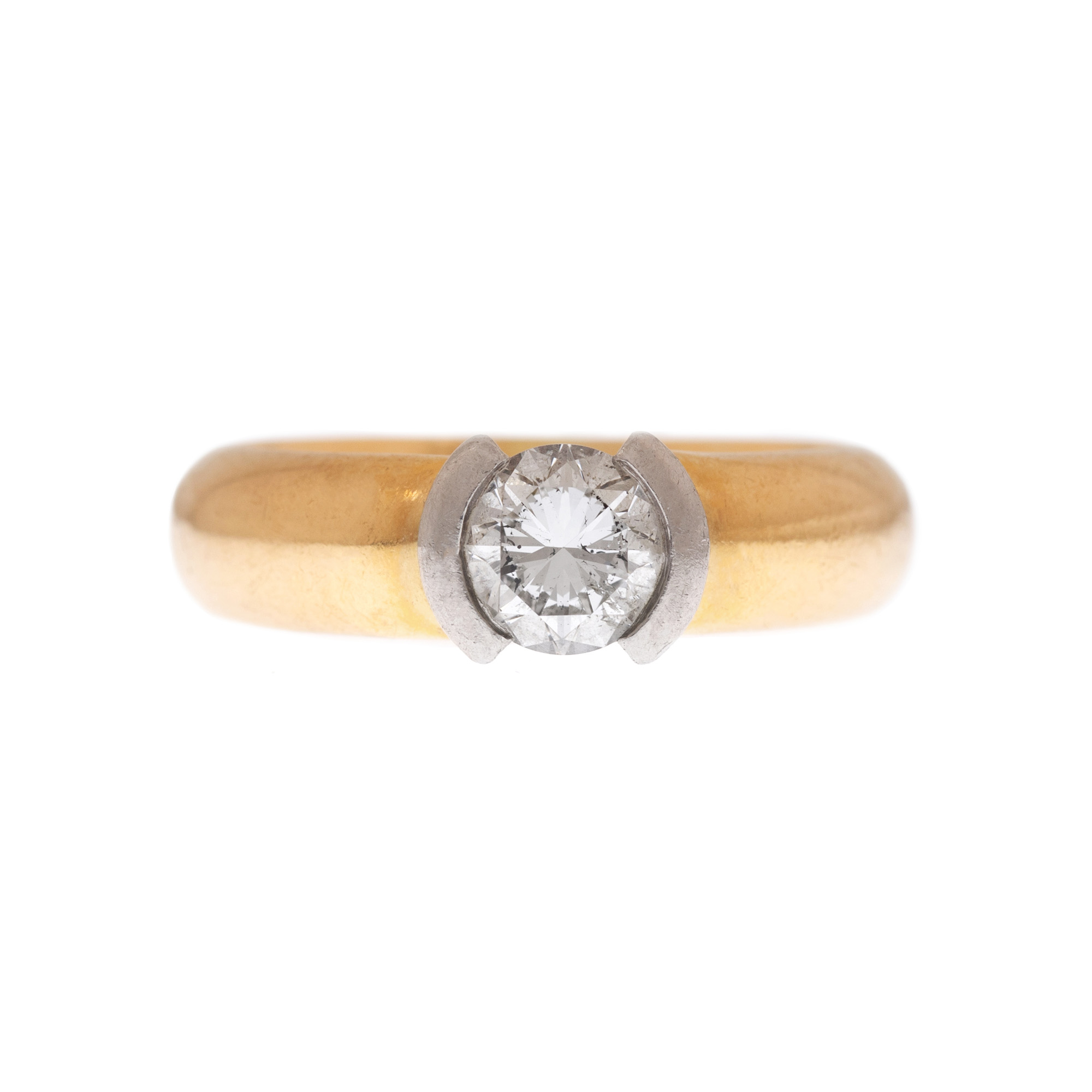 Gold ring, centrally adorned with diamond, in gold and platinum