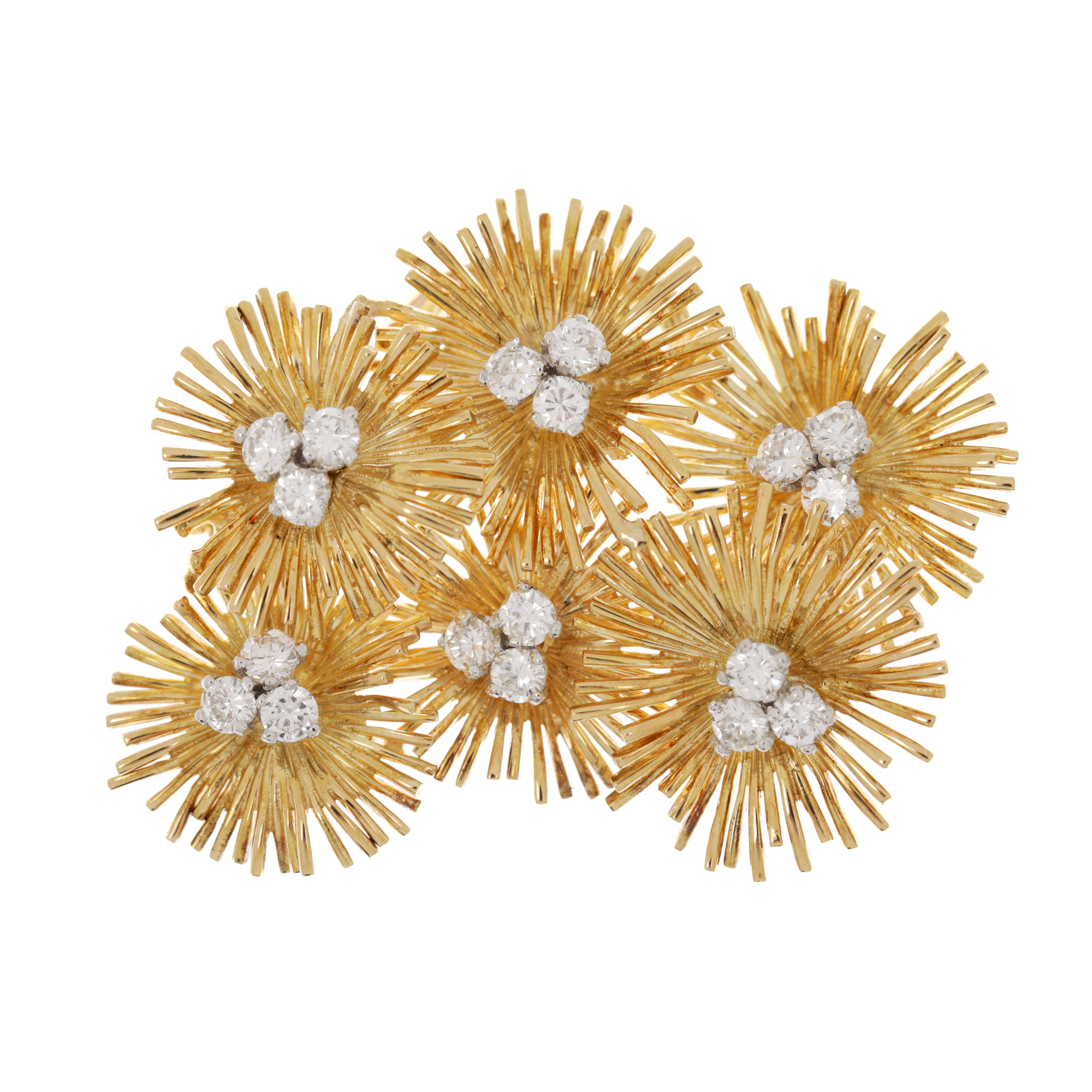 Gold brooch-pendant, adorned with diamonds