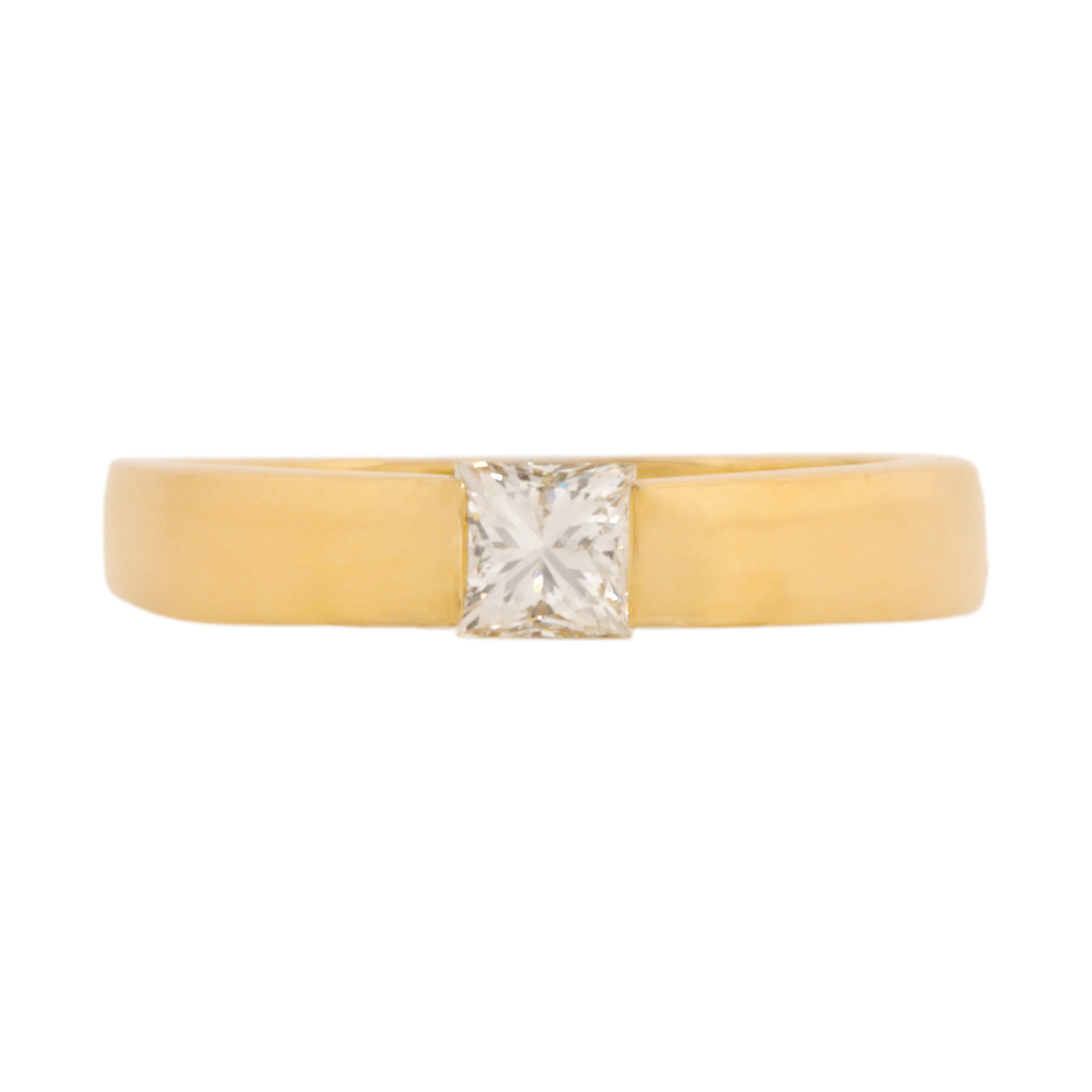 Inel din aur, decorat cu diamant solitaire