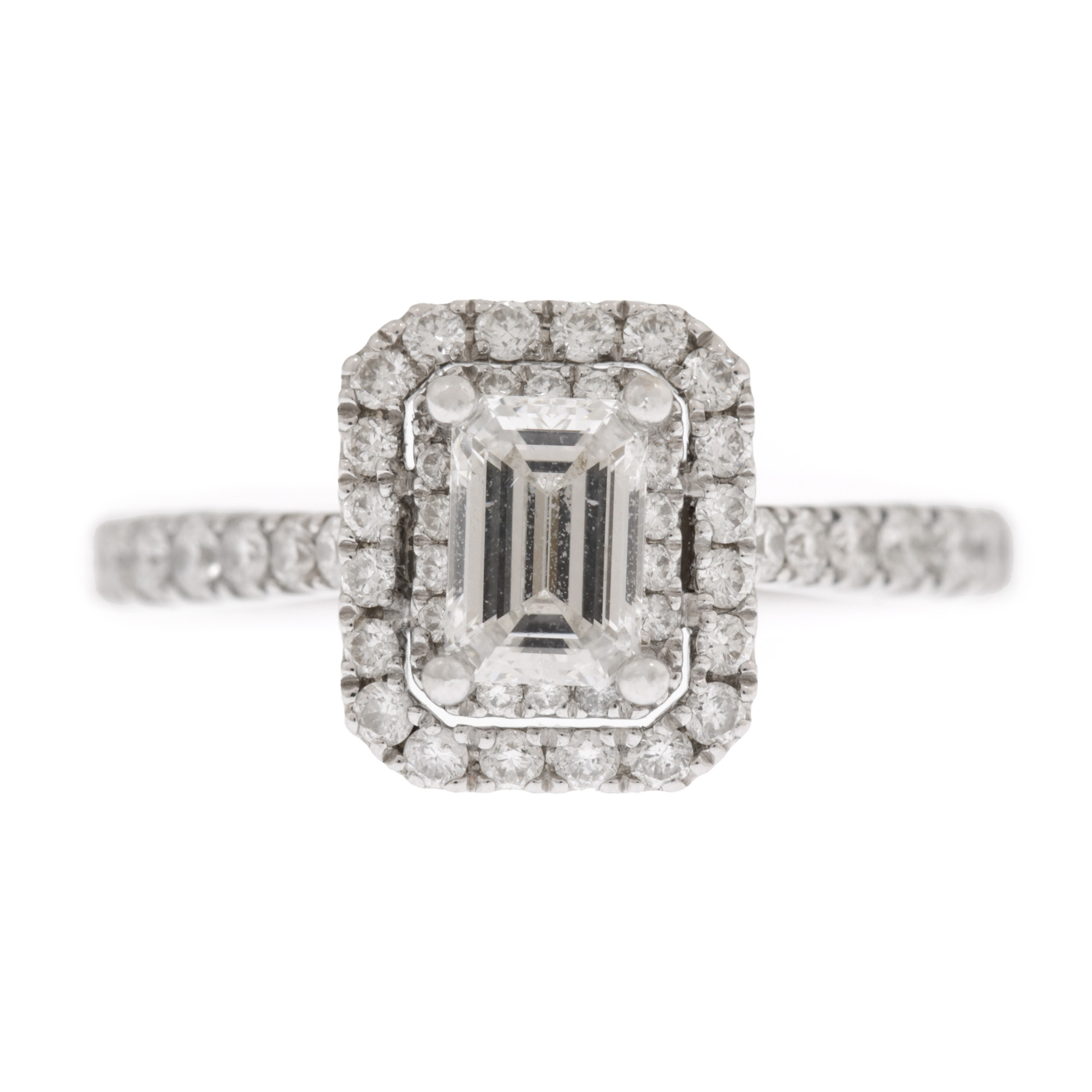 Inel din aur alb Vera Wang Love, decorat cu diamant central, anturat de diamante