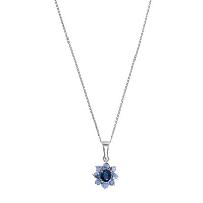 Necklace with pendant decorated with a central sapphire, surrounded by eight sapphires