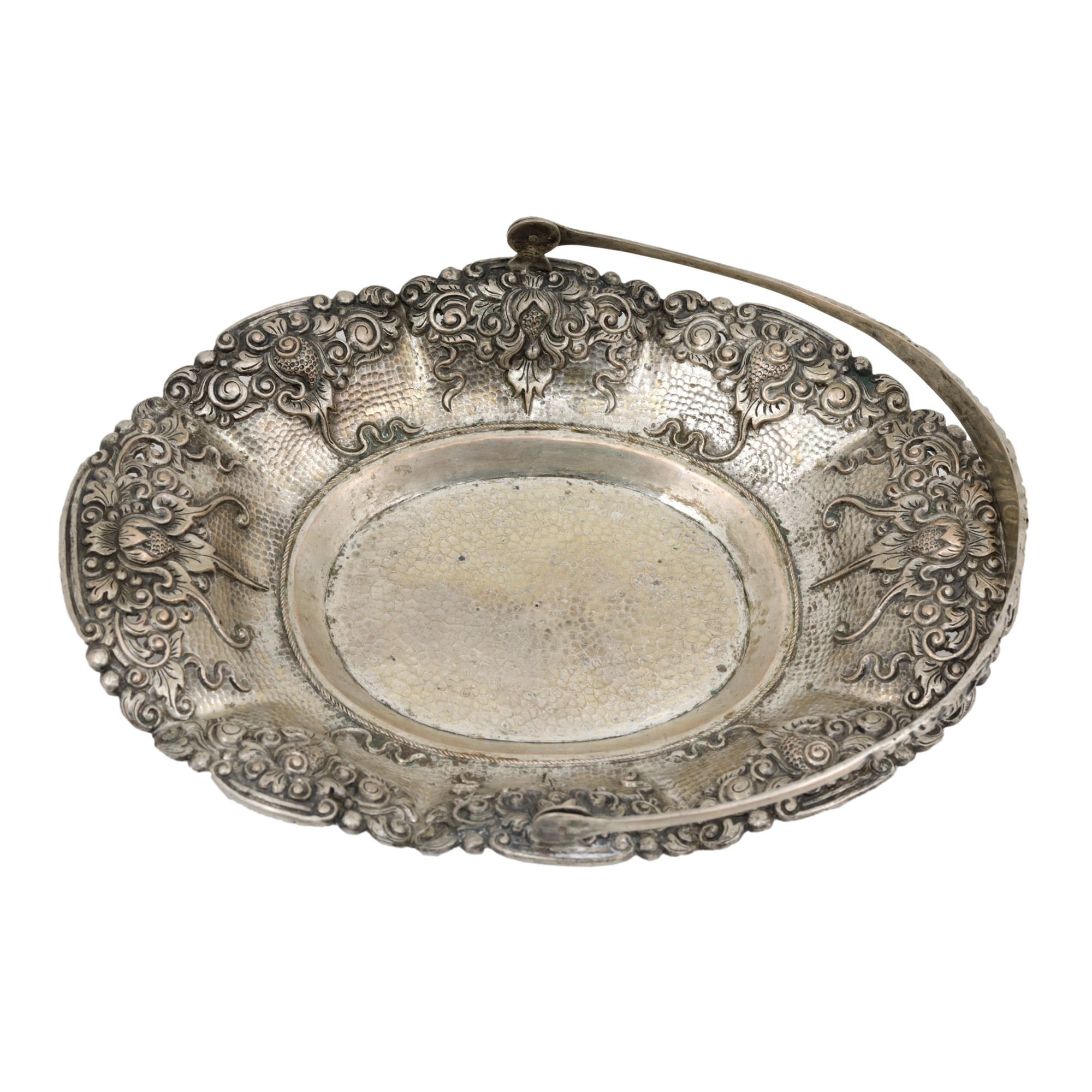 Silver basket, with central handle, early 20th century