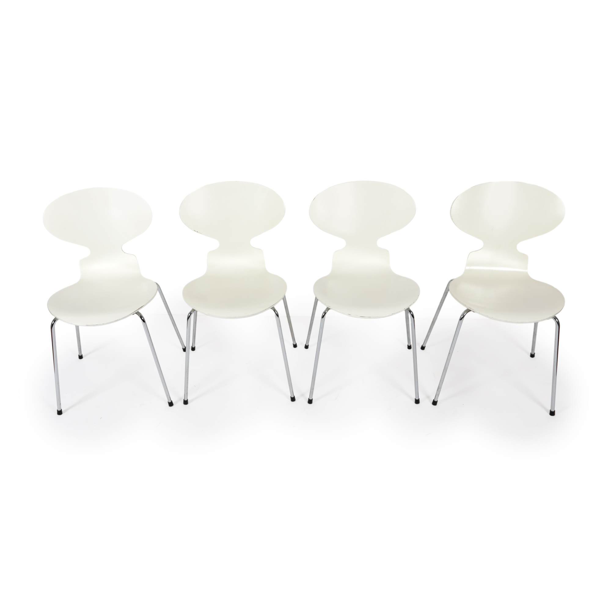 Lot consisting of four chairs, "The Ant" model, designed by Arne Jacobsen