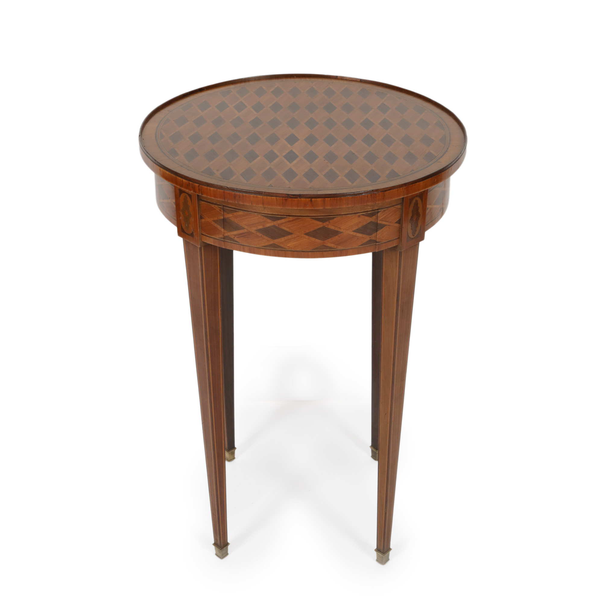 Small Victorian style round table, decorated with marquetry, early 20th century