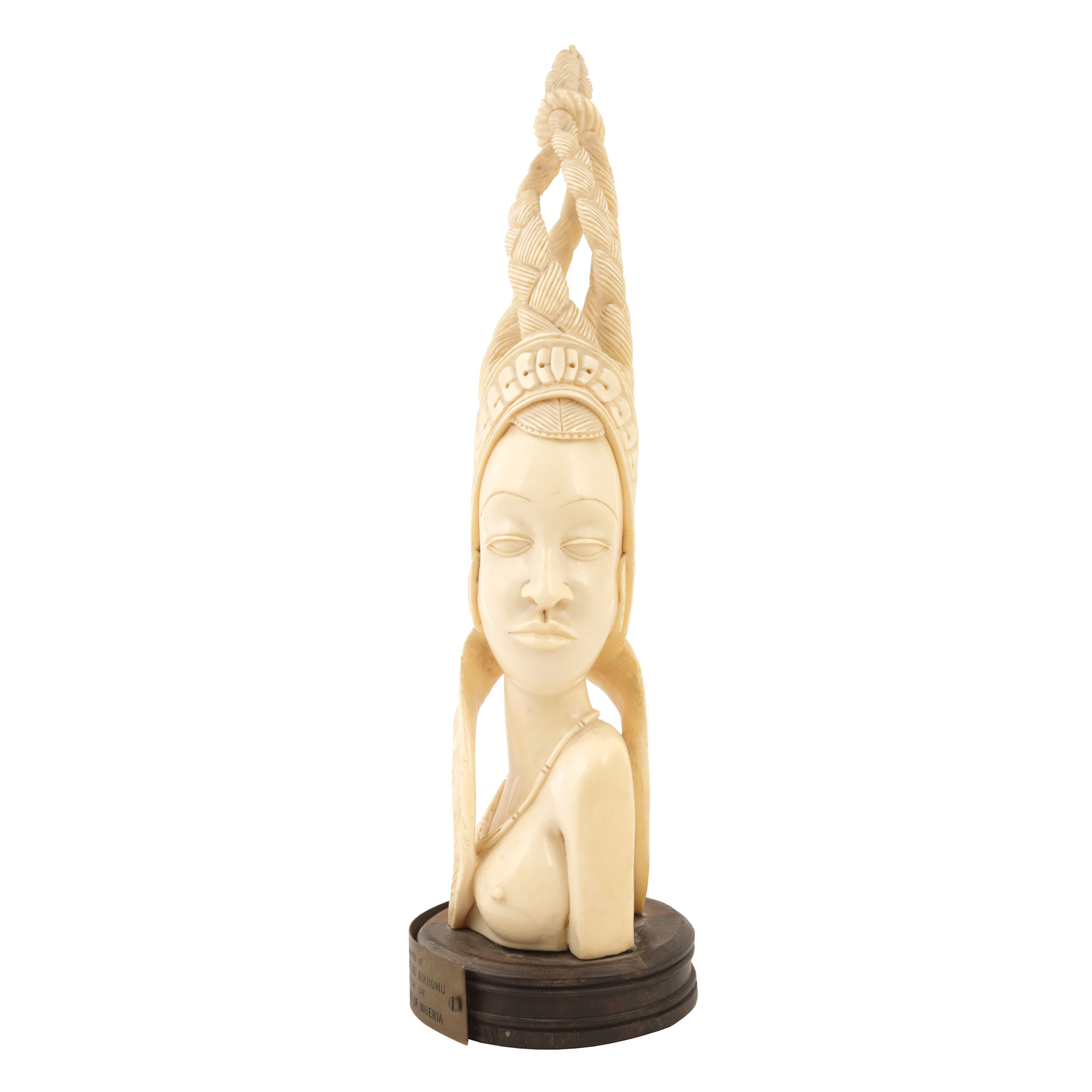 Delicate ivory sculpture representing a woman's bust, given as a gift to the first minister of the Socialist Republic of Romania, Constantin Dăscălescu, by Vice-Admiral Augustus Aikhomu, Prime Minister, Chief of the General Staff of the Armed Forces of the Federal Republic of Nigeria, on the occasion of the official visit to Bucharest, September 1988.