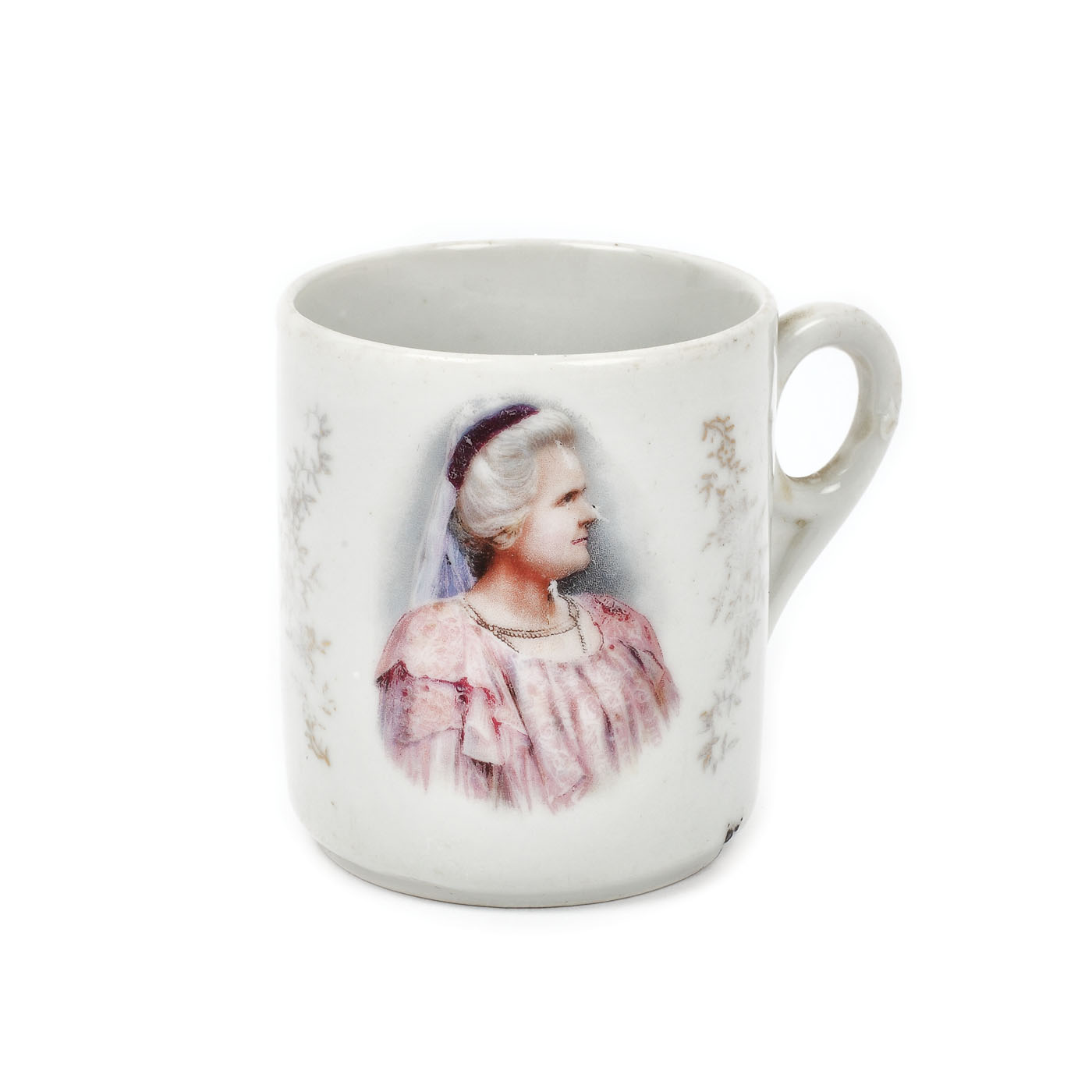 Ceșcuță din porțelan, decorată cu efigia Reginei Elisabeta, începutul sec. XX