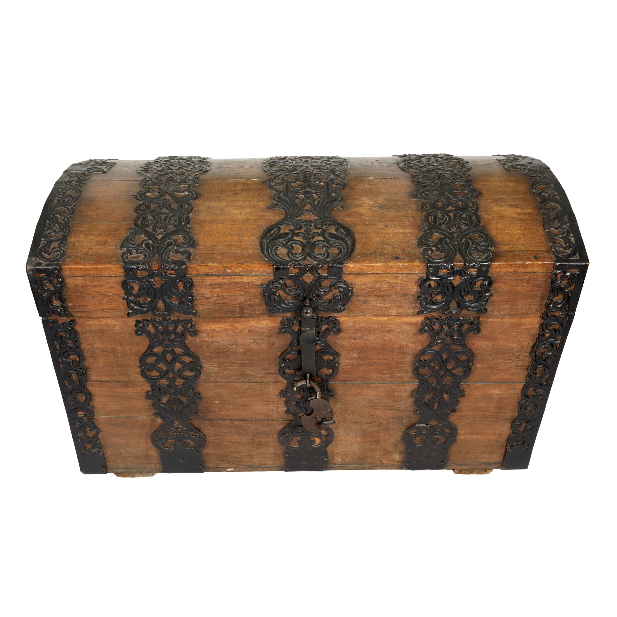 Travel Chest, German manufacture, brought to Transylvania by Saxons, accompanied by lock, dated 1757