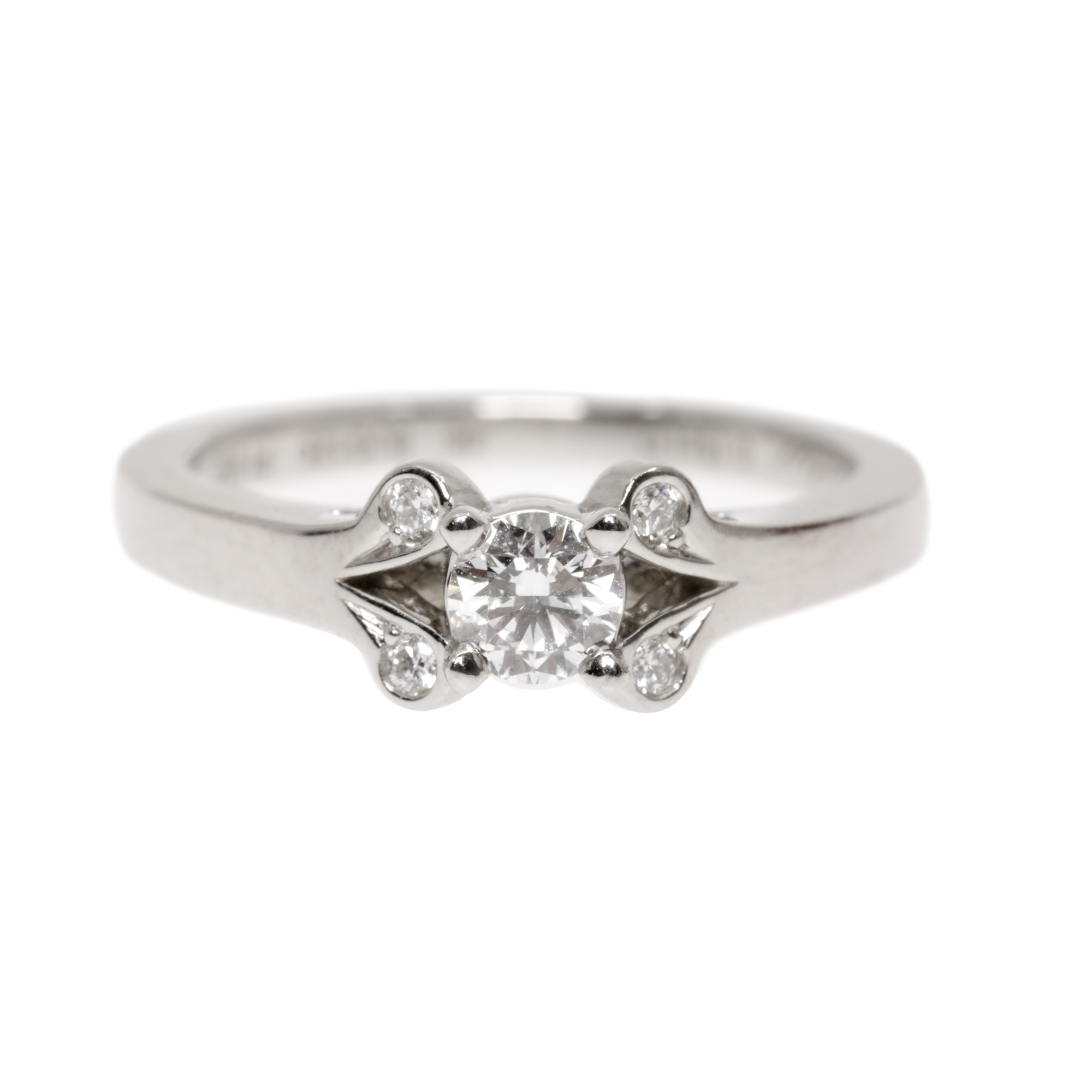 Inel din platină Cartier "Ballerine Solitaire", decorat cu diamante, însoțit de cutia originală și certificat de autenticitate