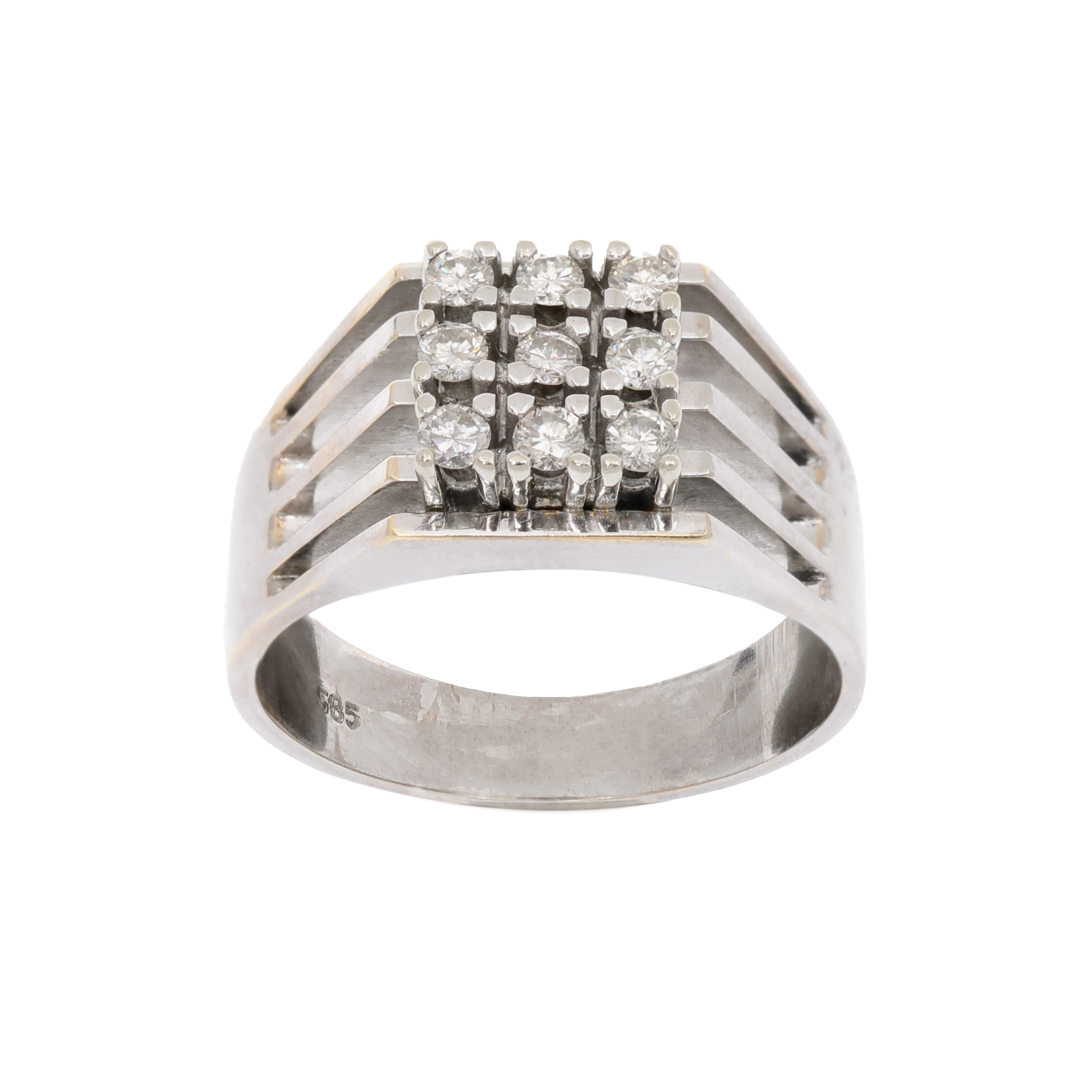 Geometric white gold ring, decorated with diamonds