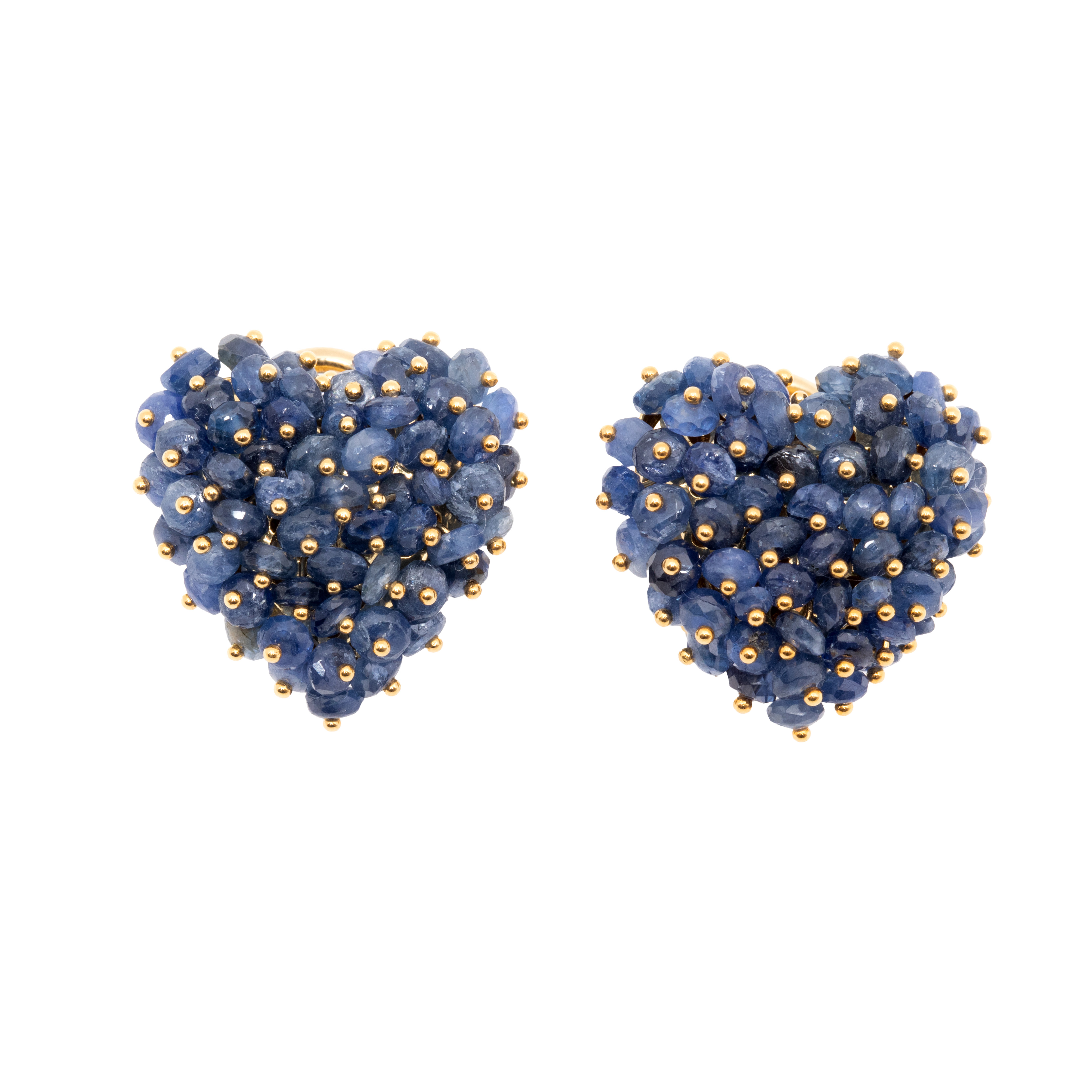 Pair of gold earrings in the shape of a heart, decorated with sapphires