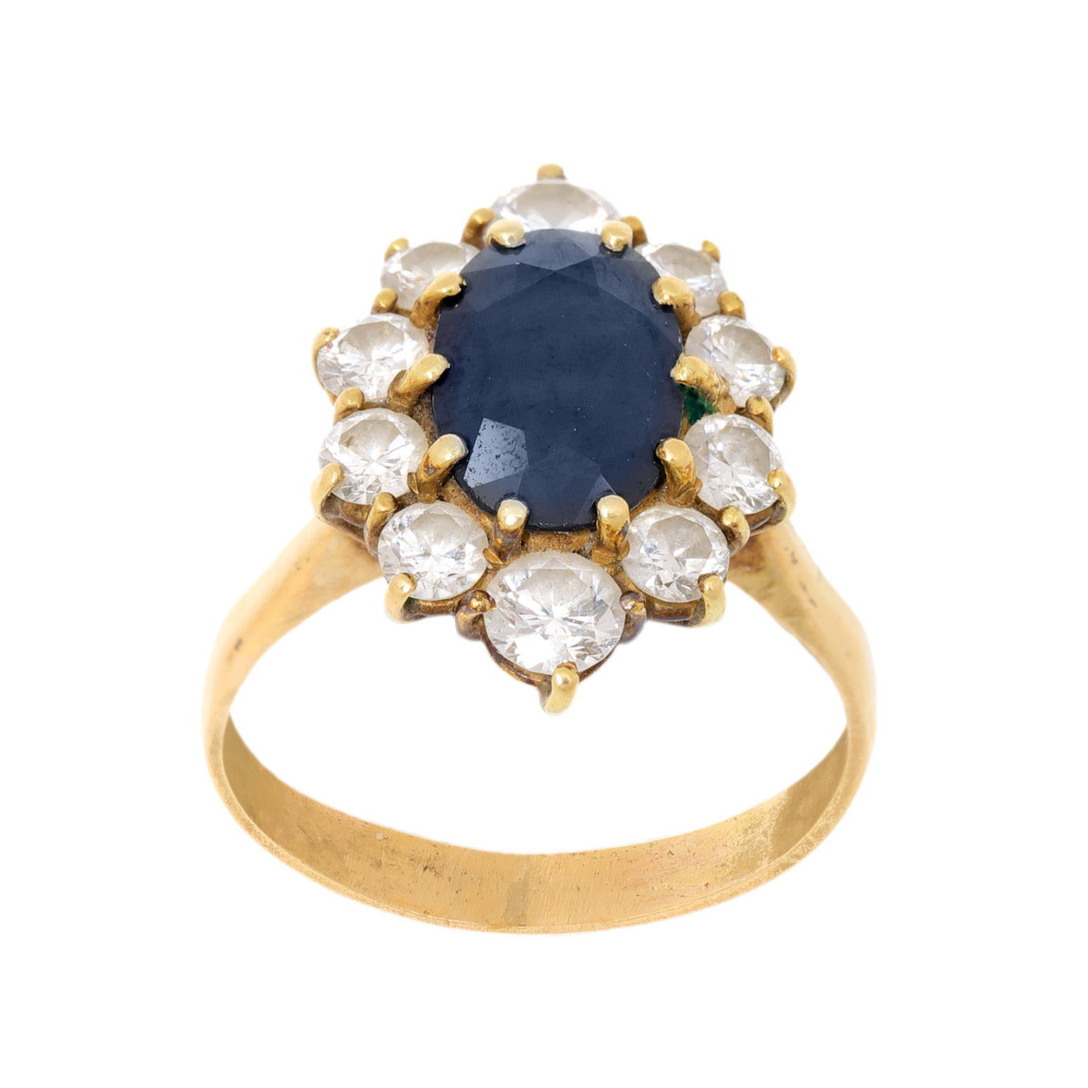 Gold ring, decorated with sapphire and diamonds