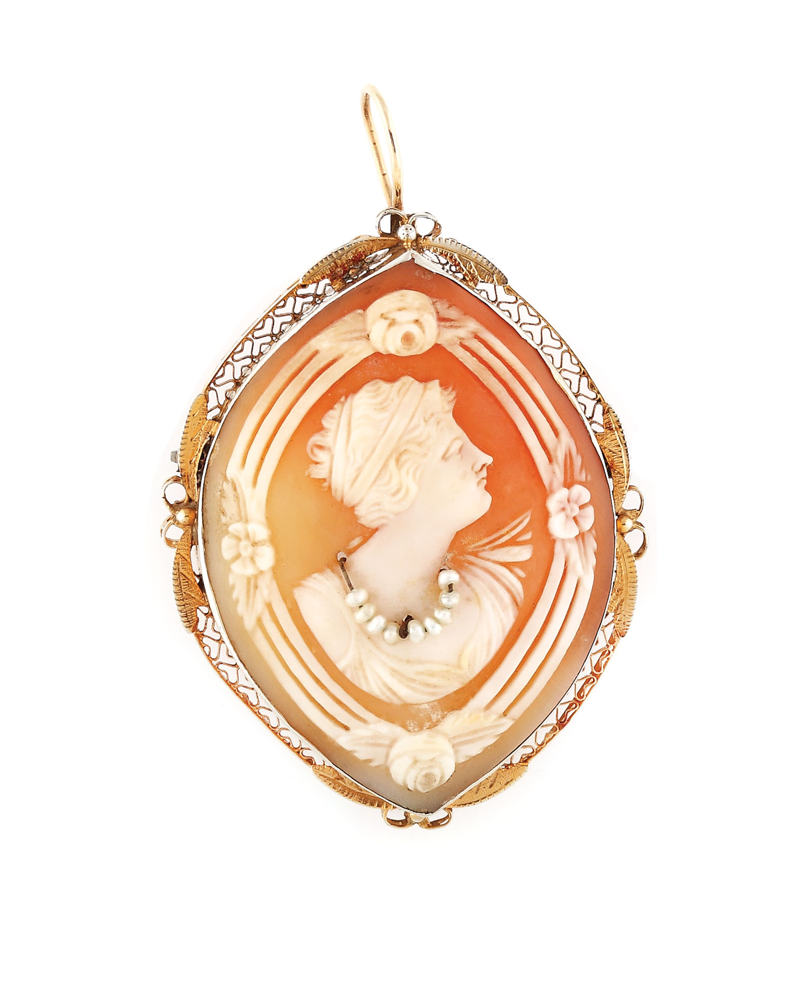 Gold brooch, decorated with a female profile cameo