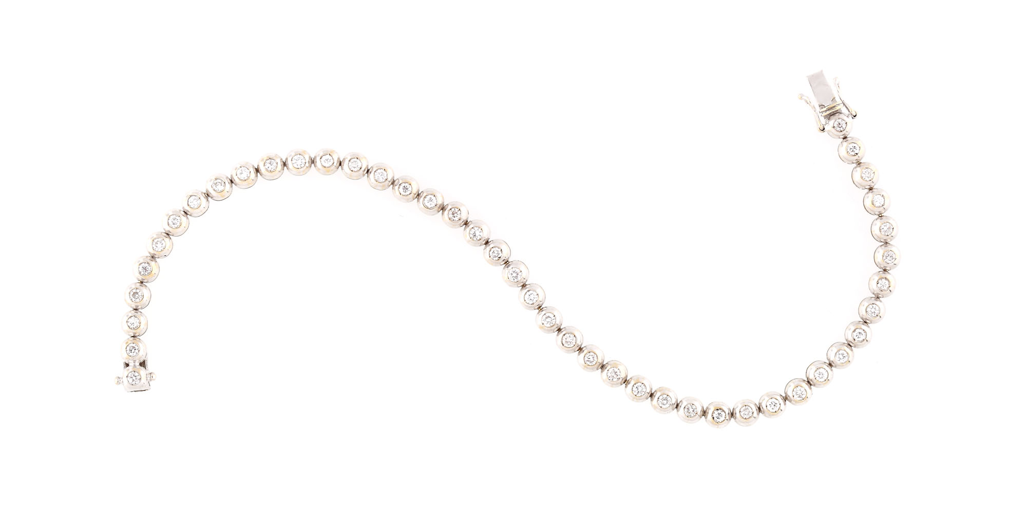White gold tennis bracelet, decorated with diamonds