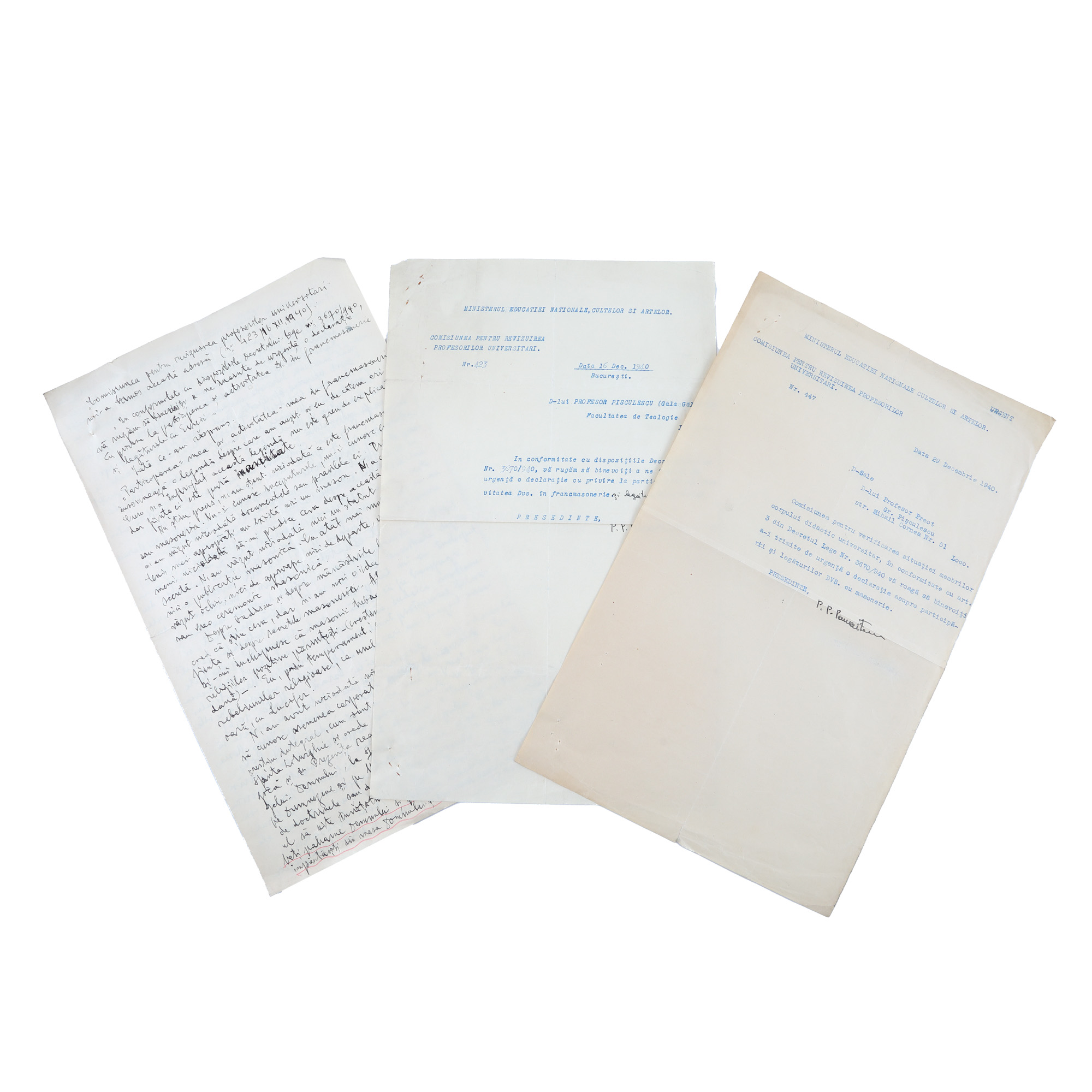 Lot format din trei documente adresate Părintelui Grigore Pișculescu, cu pseudonimul Gala Galaction, cu ocazia epurărilor din Universitatea din București în timpul guvernării legionare, 1940, provin din colecția istorică Șerban Țuculescu-Maria Galaction