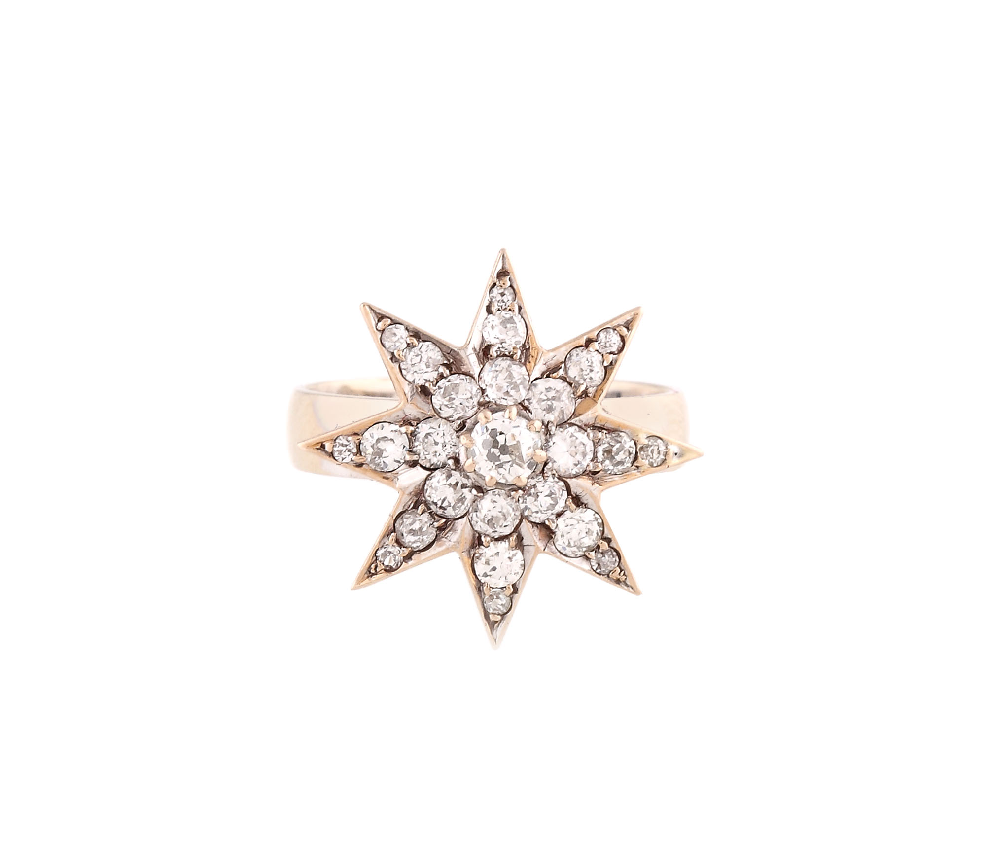 White gold ring, ornate with diamond-studded star
