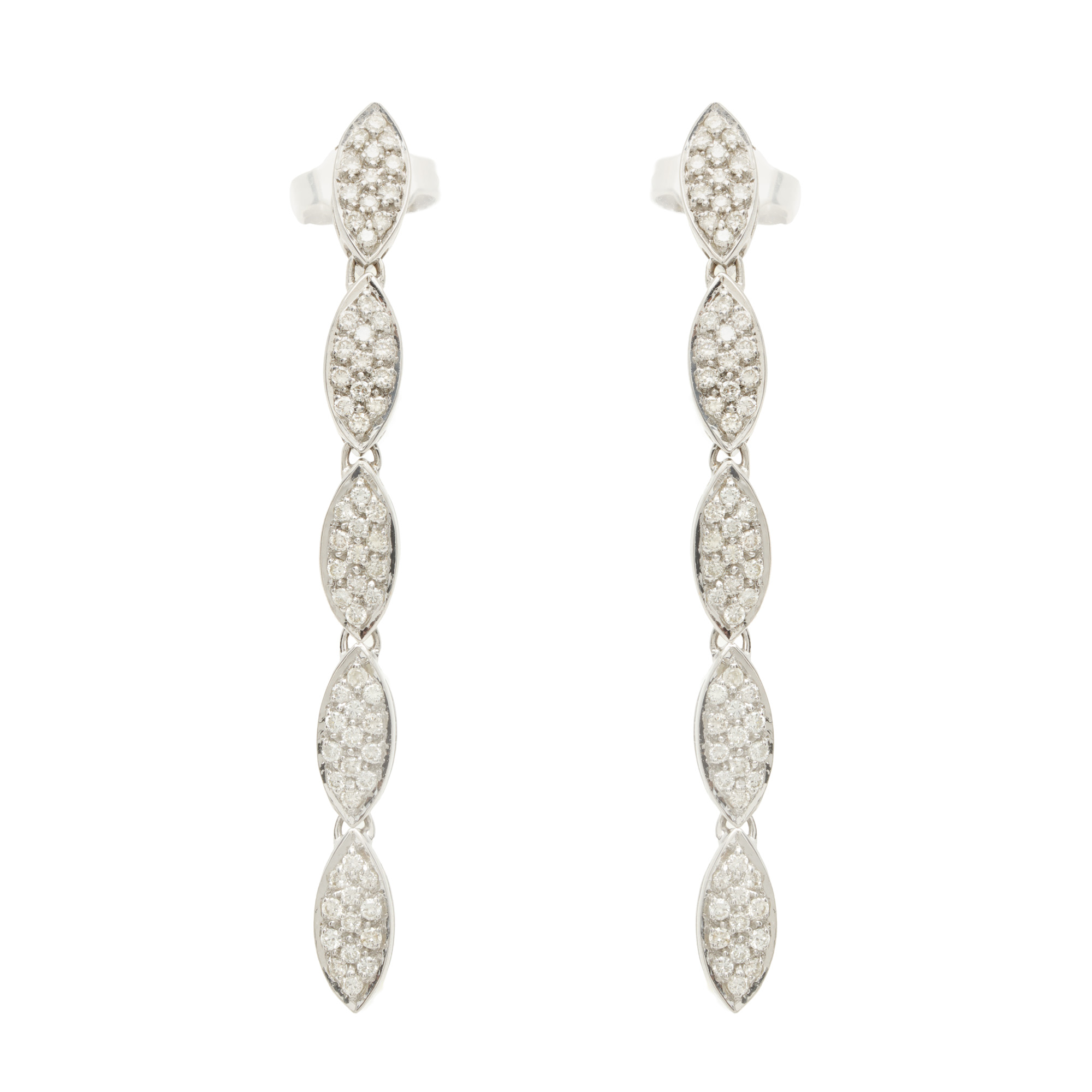 Pair of white gold earrings, decorated with diamonds