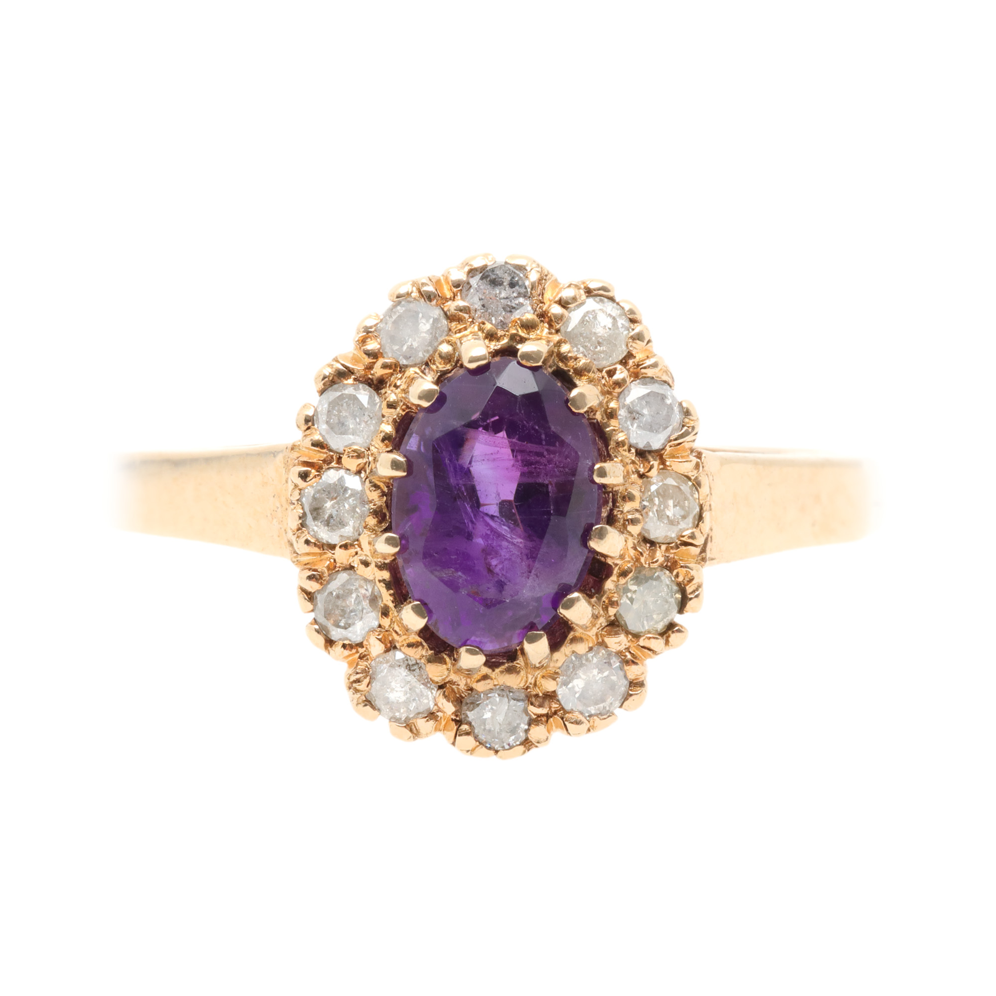 Rose gold ring, decorated with amethyst and diamonds