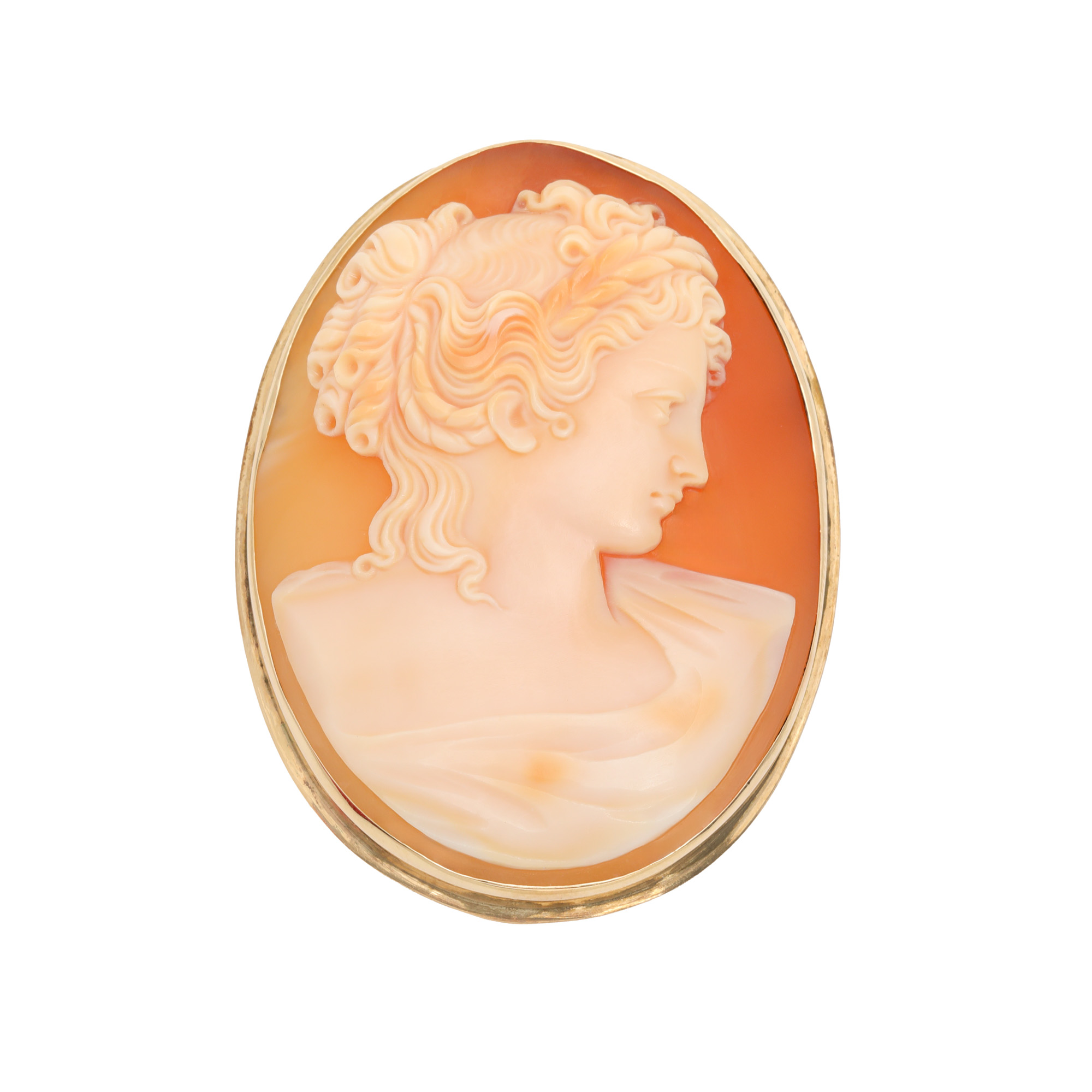 Gold medallion, decorated with a cameo carved with the profile of a courtesan