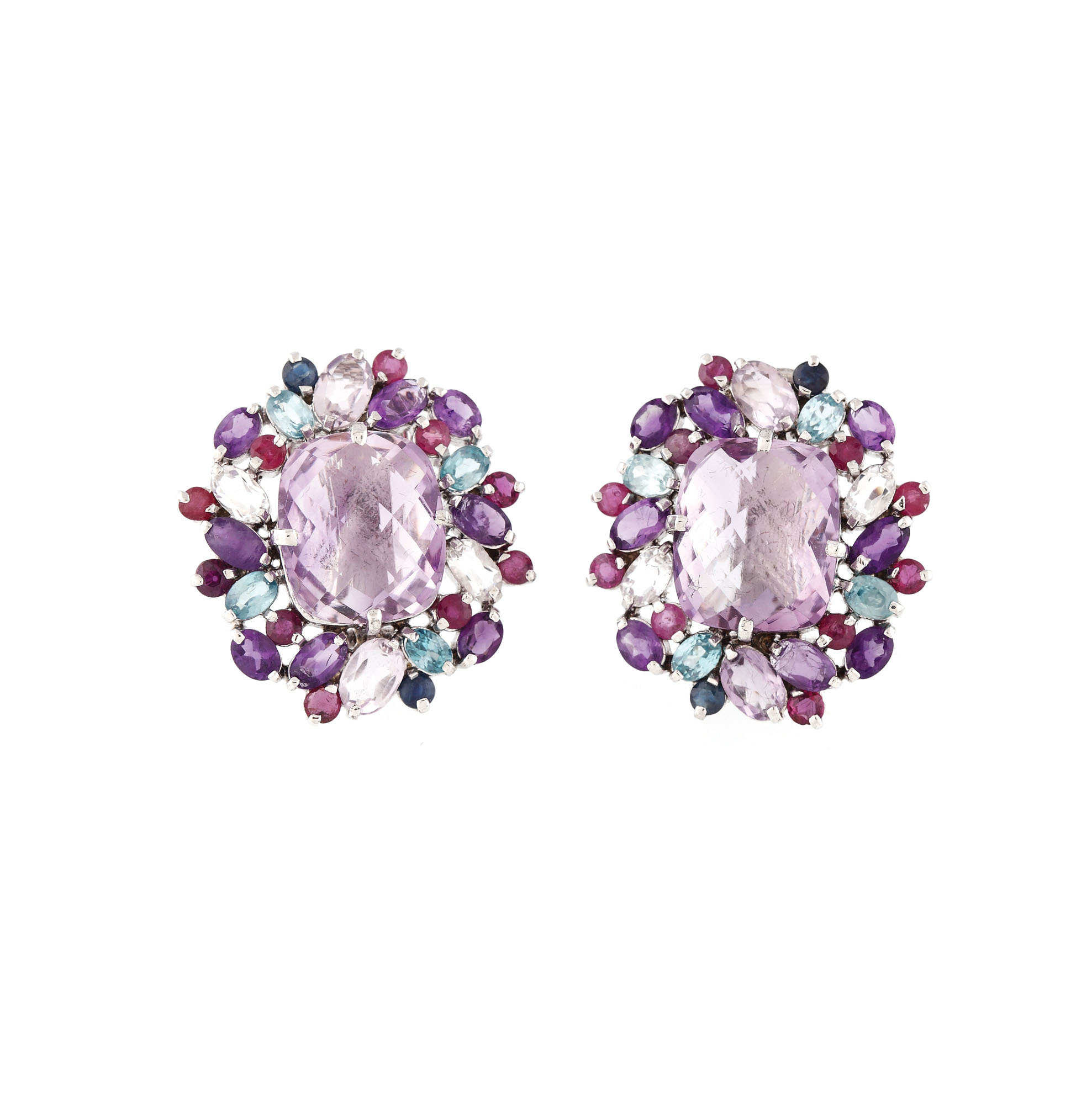 Pair of silver earrings decorated with gems