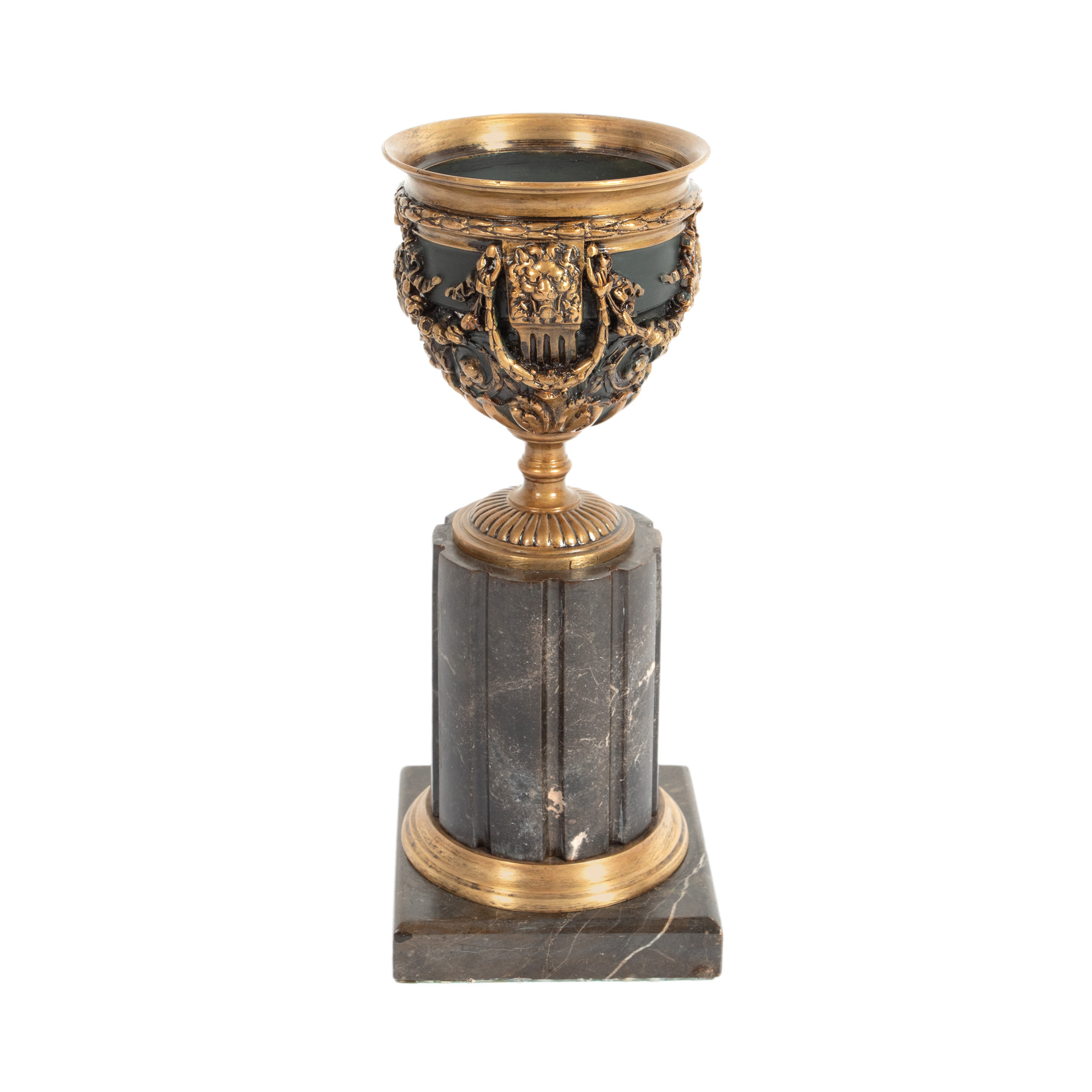 Decorative Empire style cup, made of marble and gilded bronze, end of the 19th century
