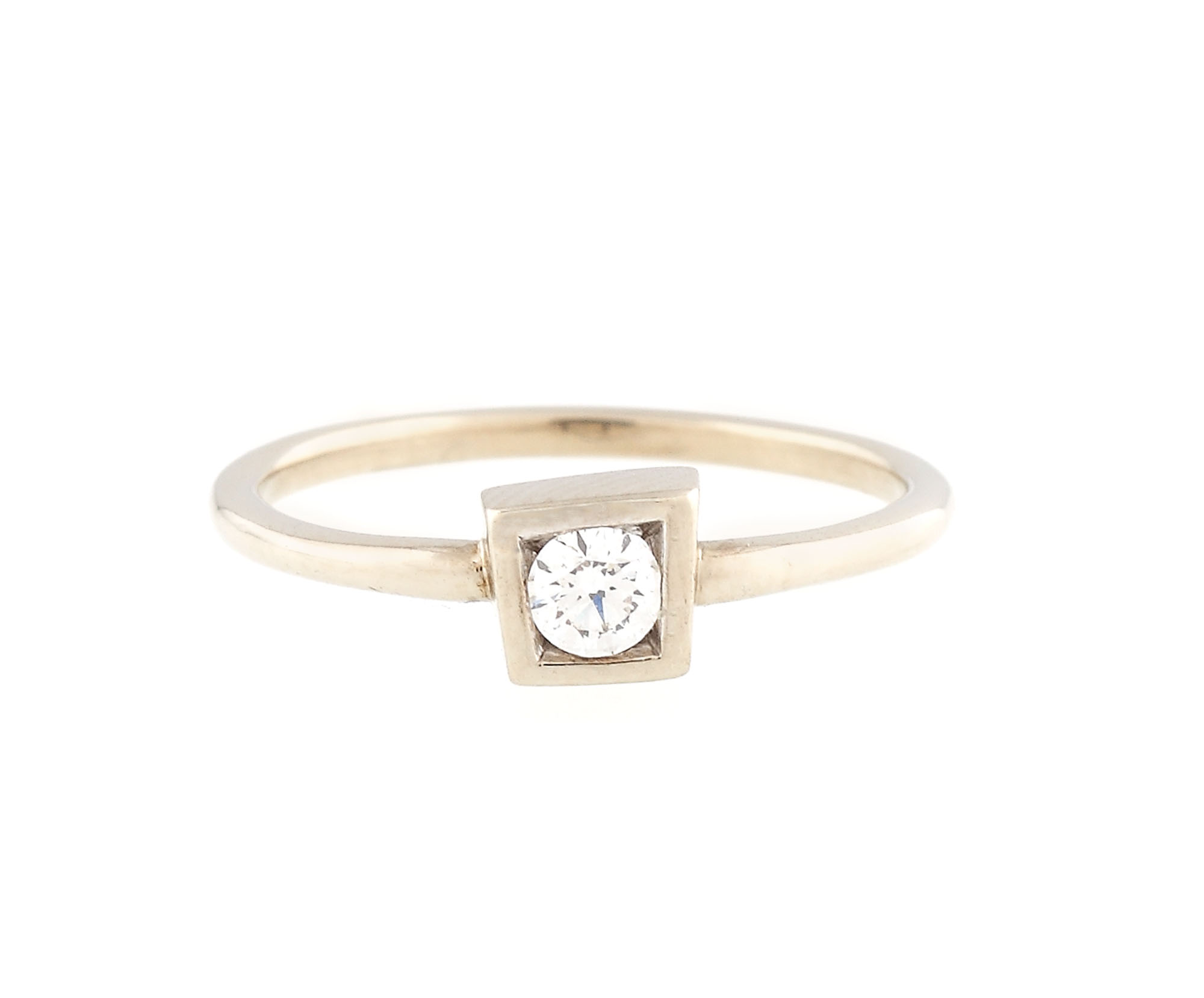 Inel Tiffany&Co din aur, decorat cu diamant solitaire