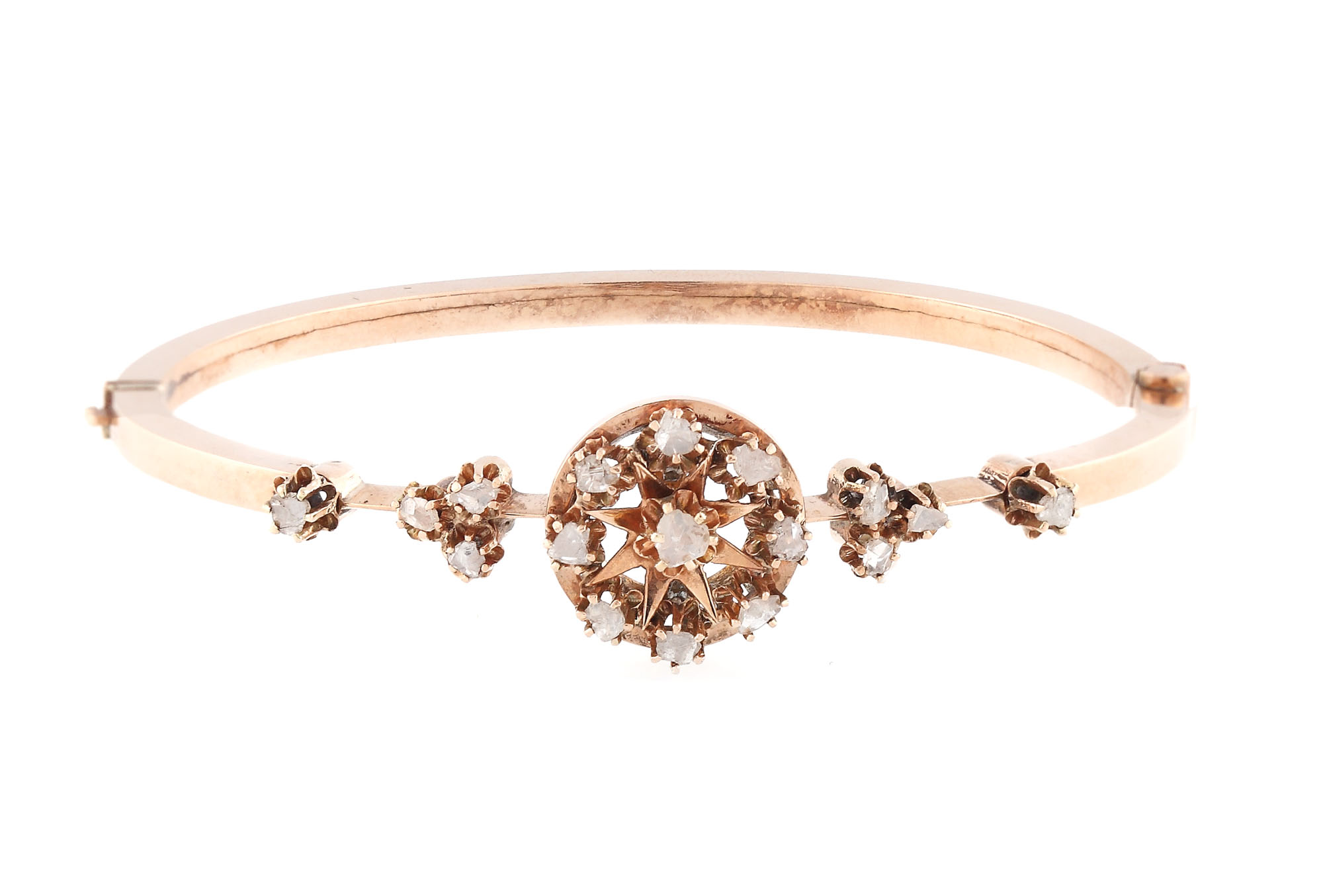 Red gold bracelet decorated with diamonds, ca. 1900