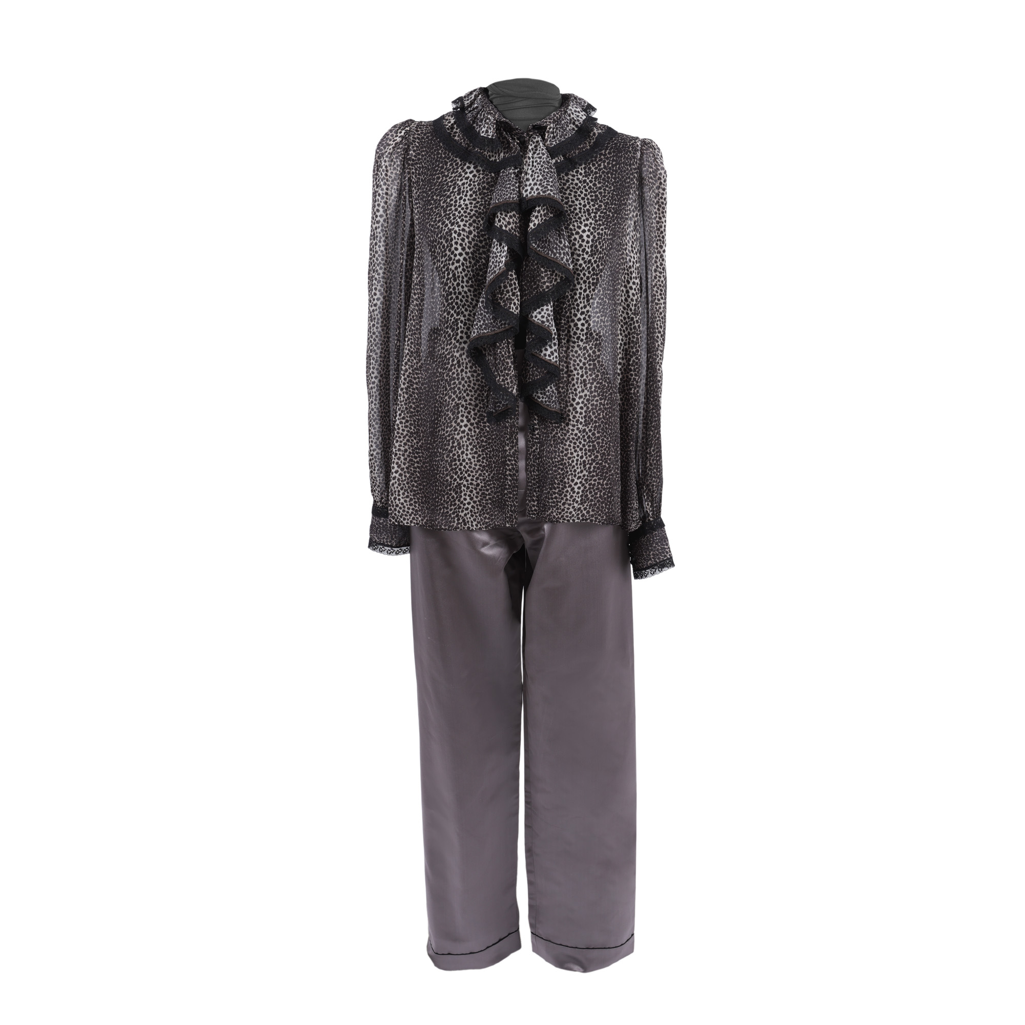 Lot format din bluză din voal de mătase și pantaloni din mătase, ambele Marc Jacobs, cca. 2015