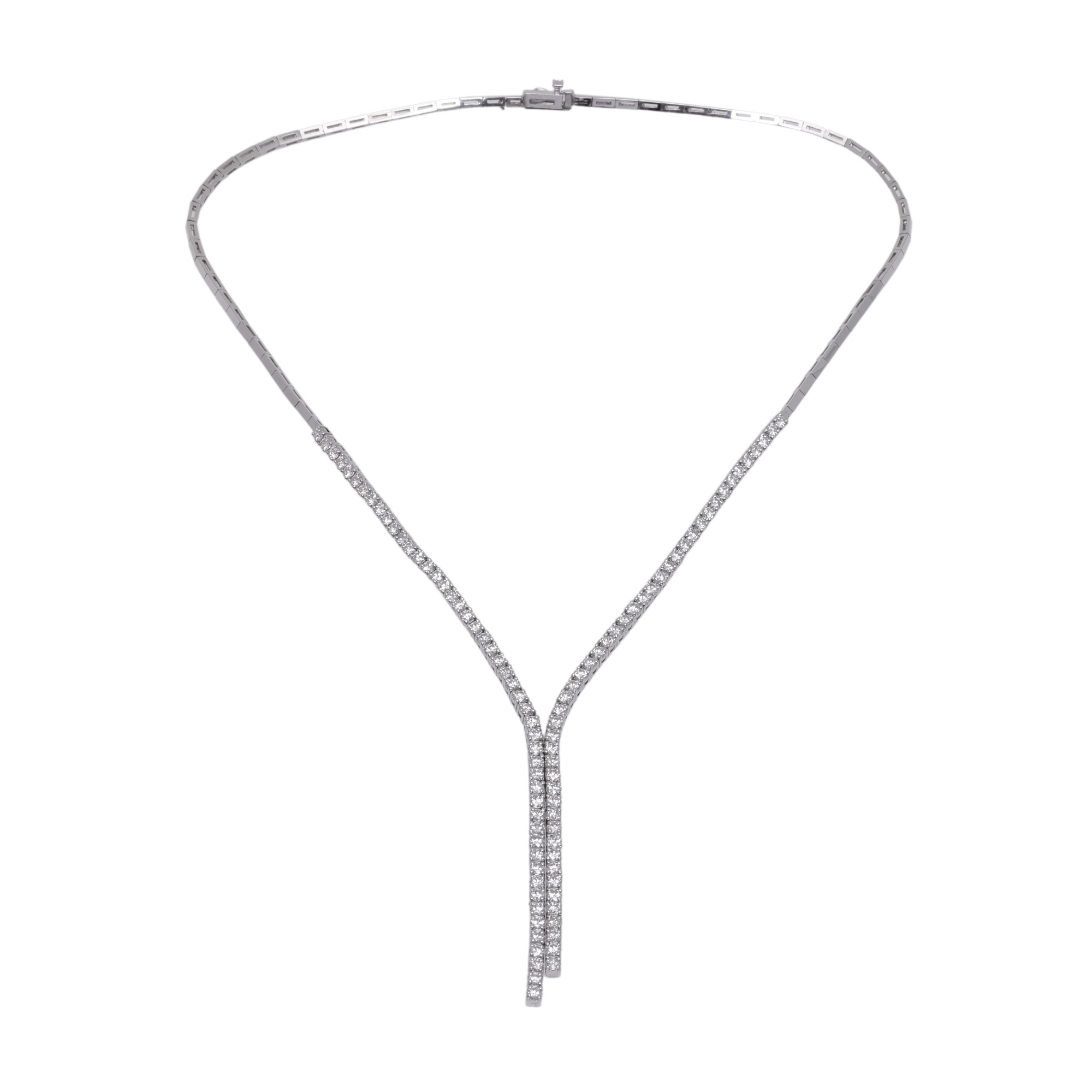Elegant white gold necklace, decorated with a multitude of diamonds