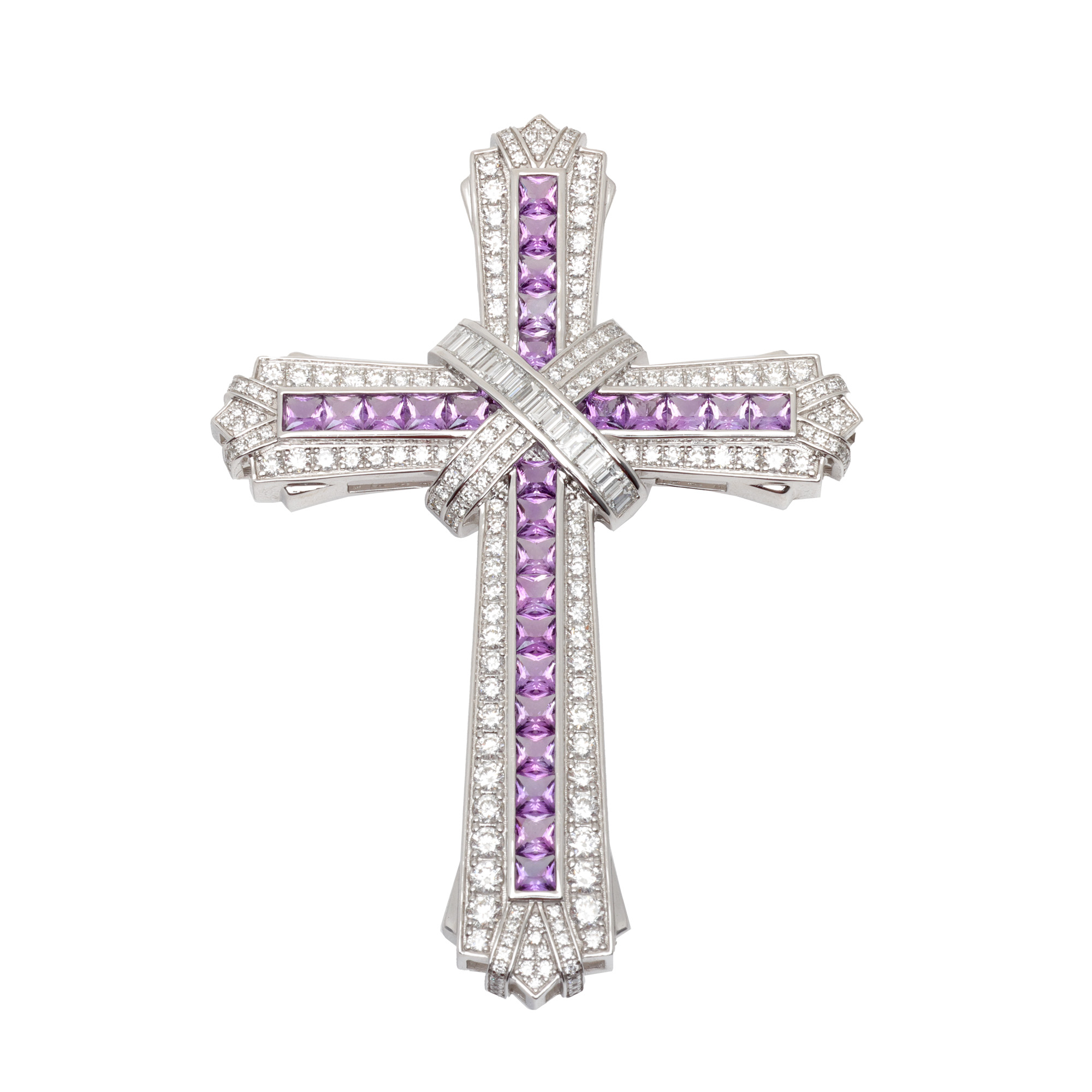 Cruce pontificală din aur alb, decorată cu ametiste și diamante