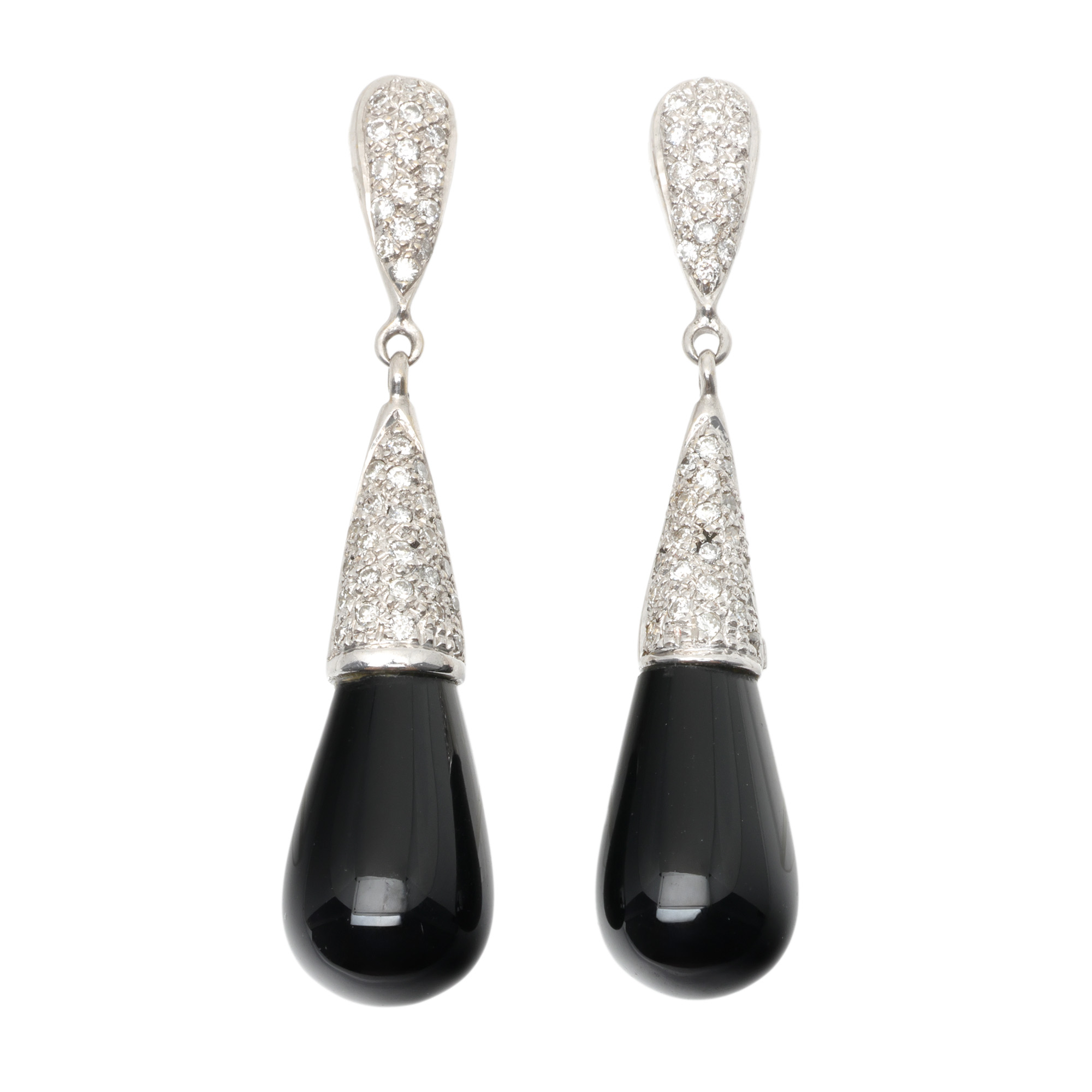 Pair of white gold earrings, decorated with chalcedonies and diamonds