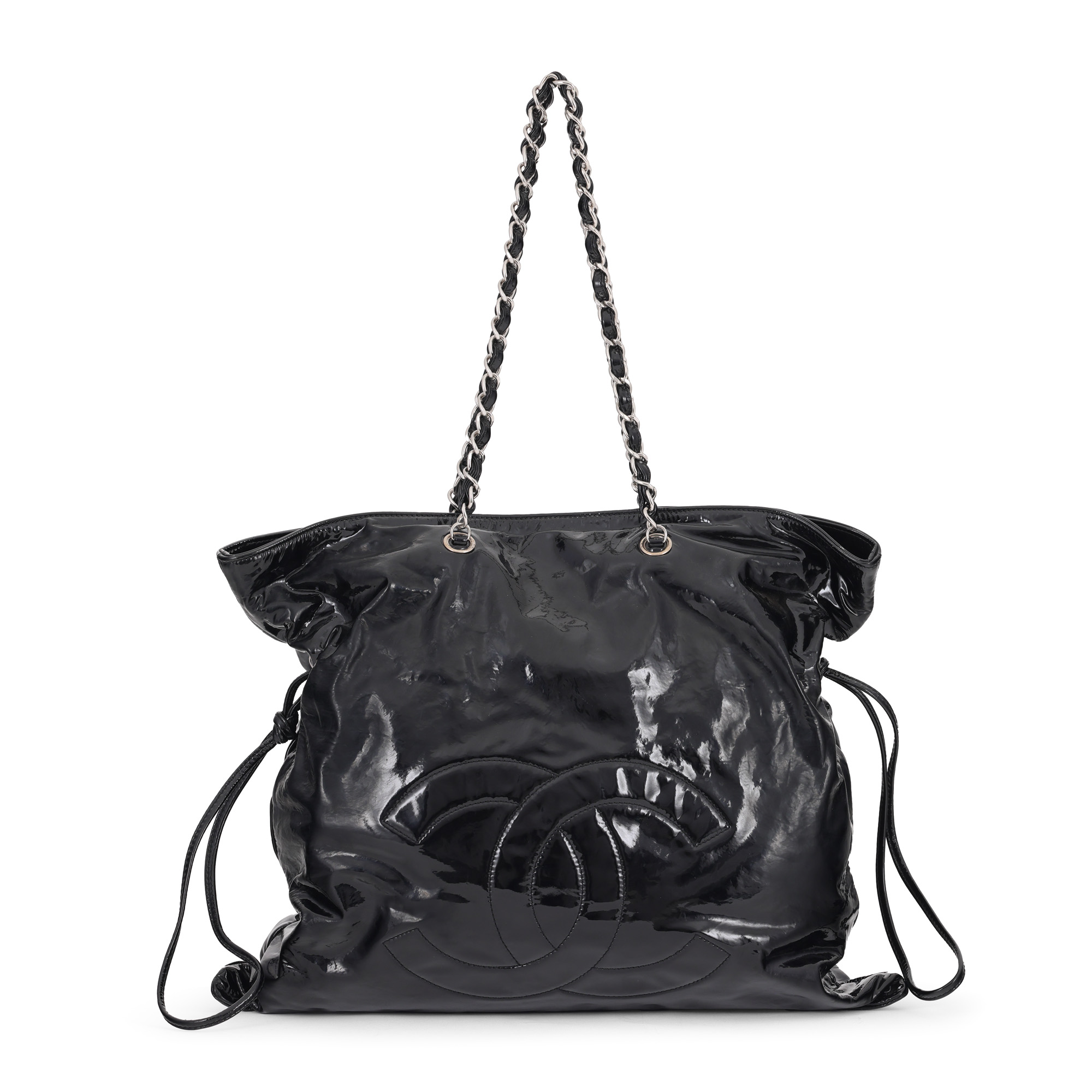 Geantă Chanel, model Bon Bon, din piele lăcuită, cca. 2008-2009, însoțită de dustbag 